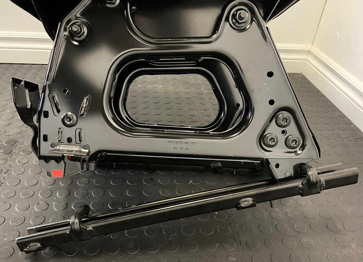 Ford Transit Passenger Van 2020 Black Vinyl Universal Fit Single Seat Quick Release Removeable VANLIFE Cargo Camper Savanna Express