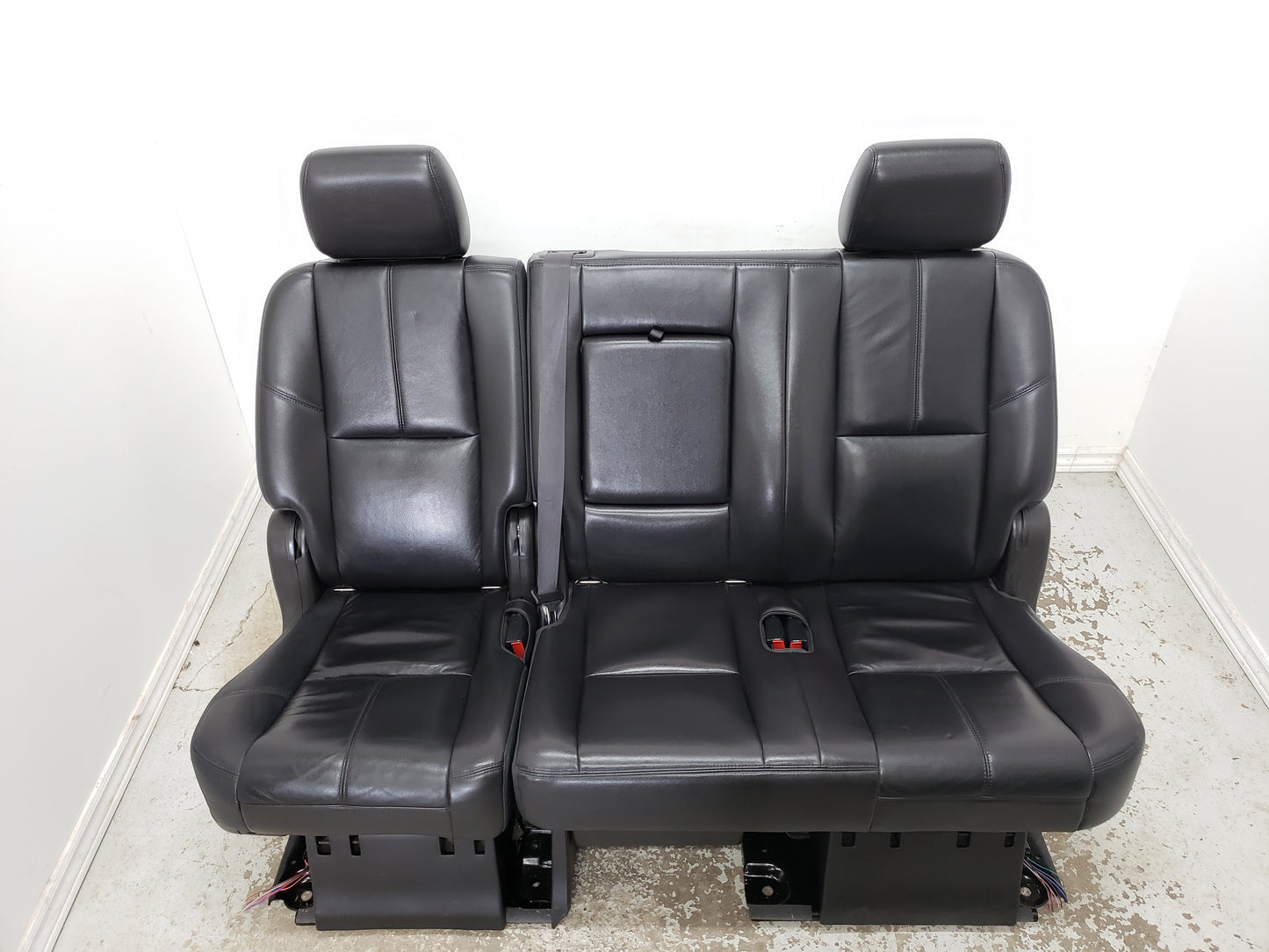 Suburban 2007-14 Yukon Tahoe XL 2nd second Row Bench Truck Seat Escalade Denali