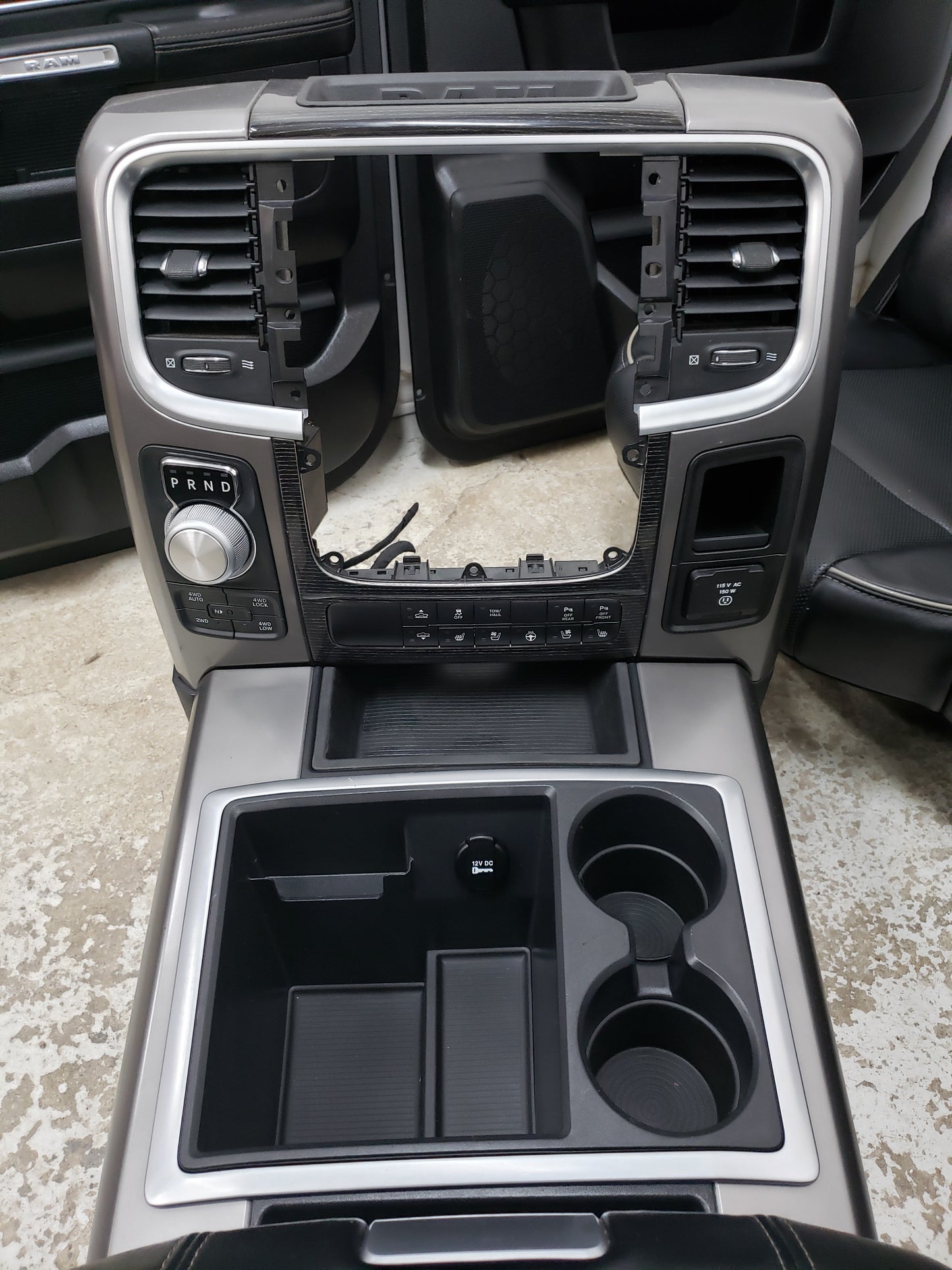 Dodge Ram 2015 Laramie Limited BLACK LEATHER Truck Seats Interior