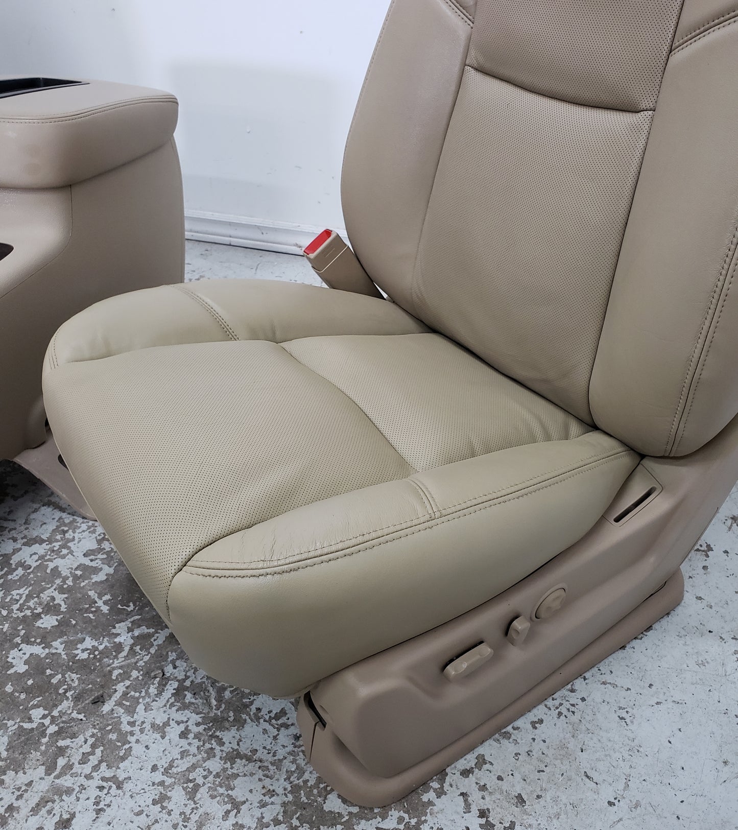 Escalade Chev Truck Silverado TAN LEATHER Seats Console Sierra Cadillac Yukon Tahoe