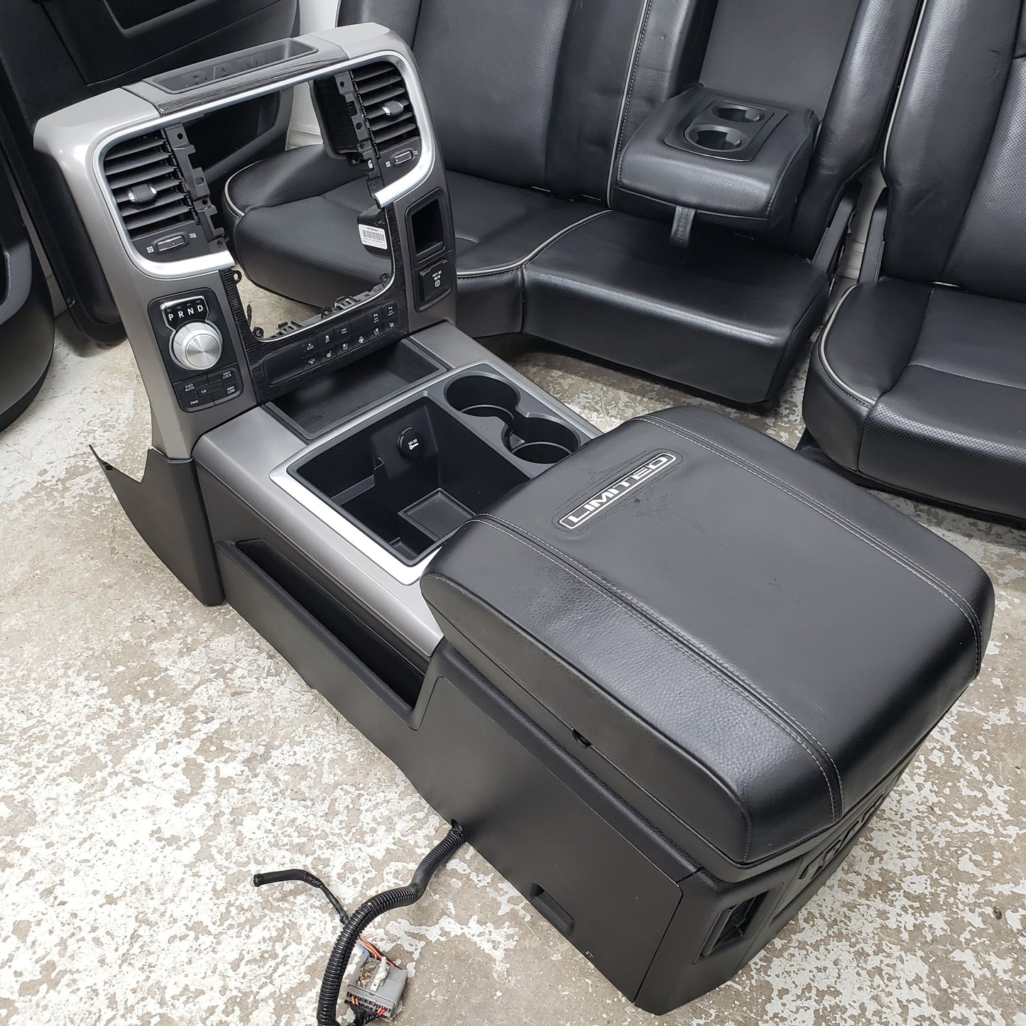Dodge Ram 2015 Laramie Limited BLACK LEATHER Truck Seats Interior