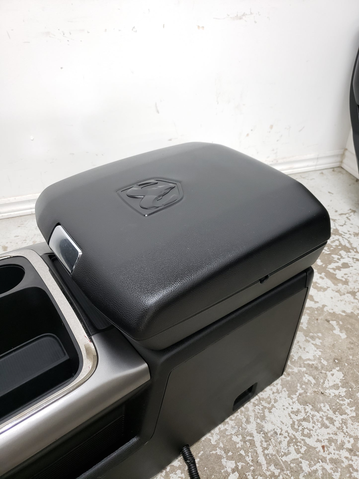 Dodge Ram 2018 BLACK LEATHER Truck Seats Console Door Pad Laramie