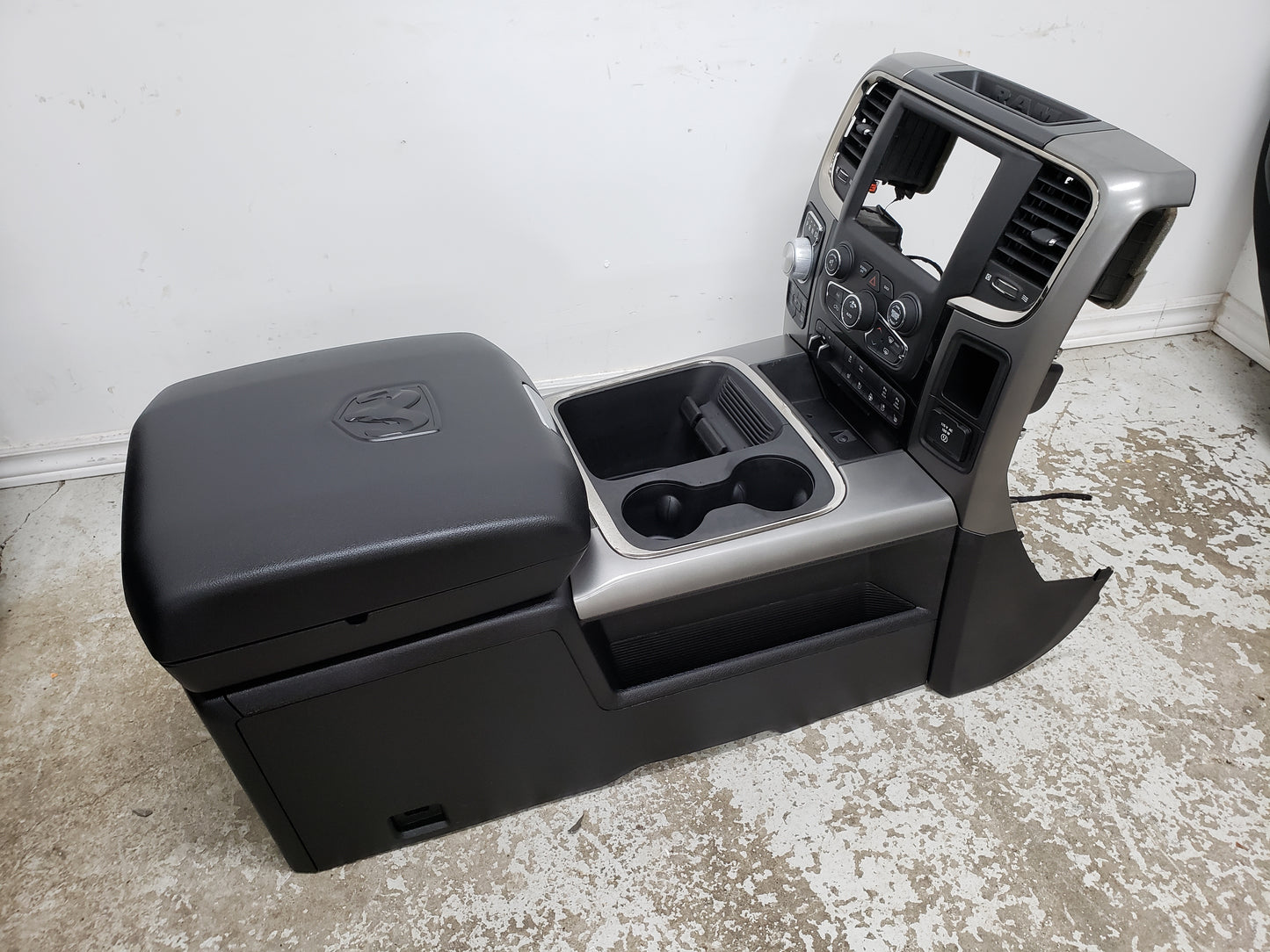 Dodge Ram 2018 BLACK LEATHER Truck Seats Console Door Pad Laramie