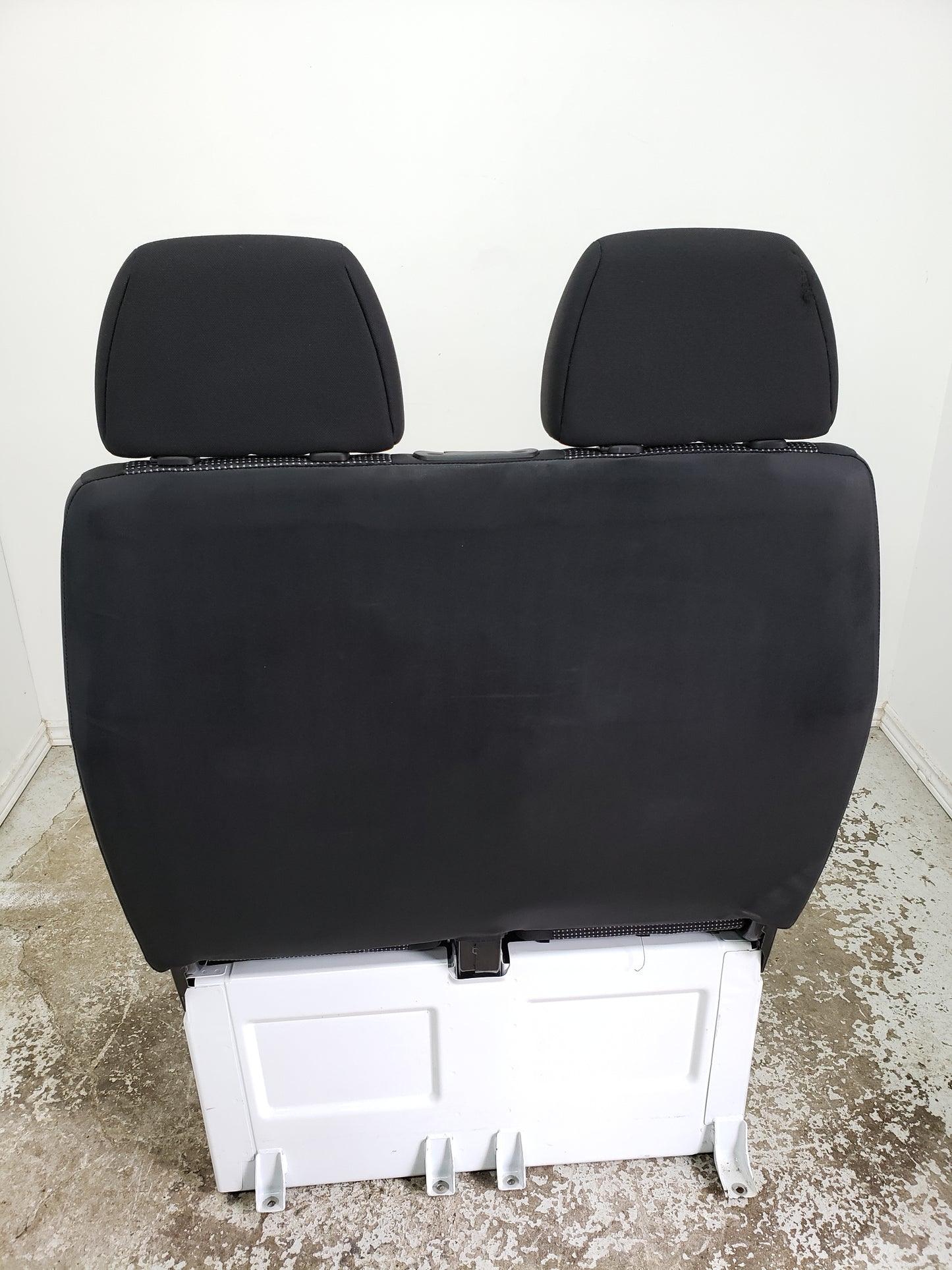 Mercedes Sprinter Van Passenger Double Seat Front 2 Person VANLIFE Chrysler