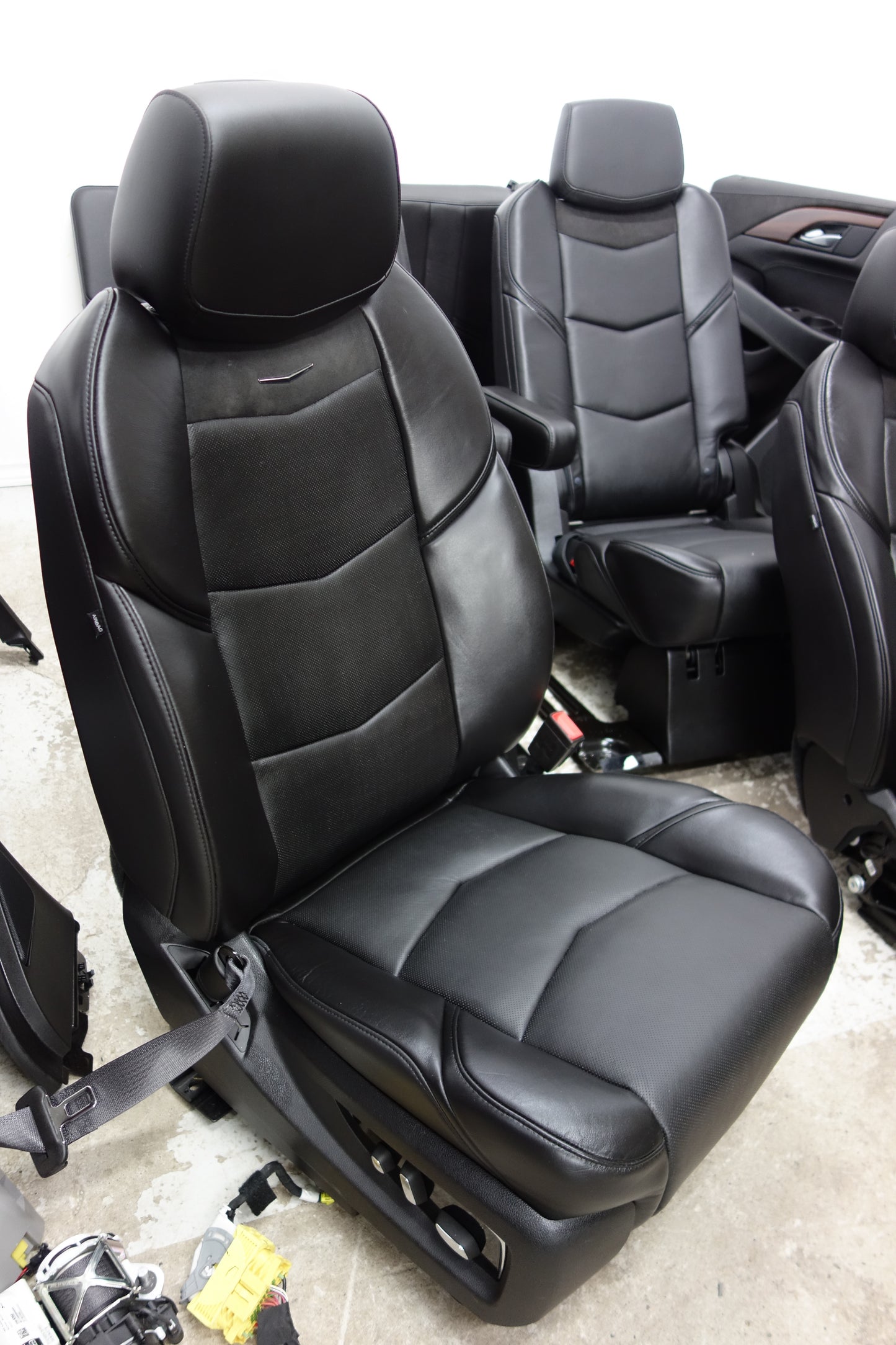 cadillac escalade 2015 2016 2017 2018 black leather interior seats chev truck custom rod yukon tahoe