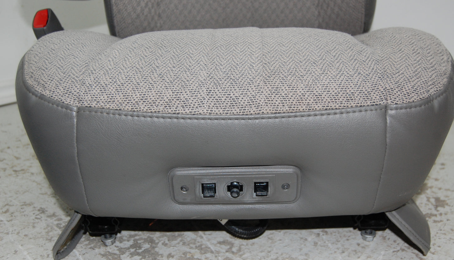 Chev Savanna Van Power Grey Cloth Front Seats GMC Chevy Express Savana