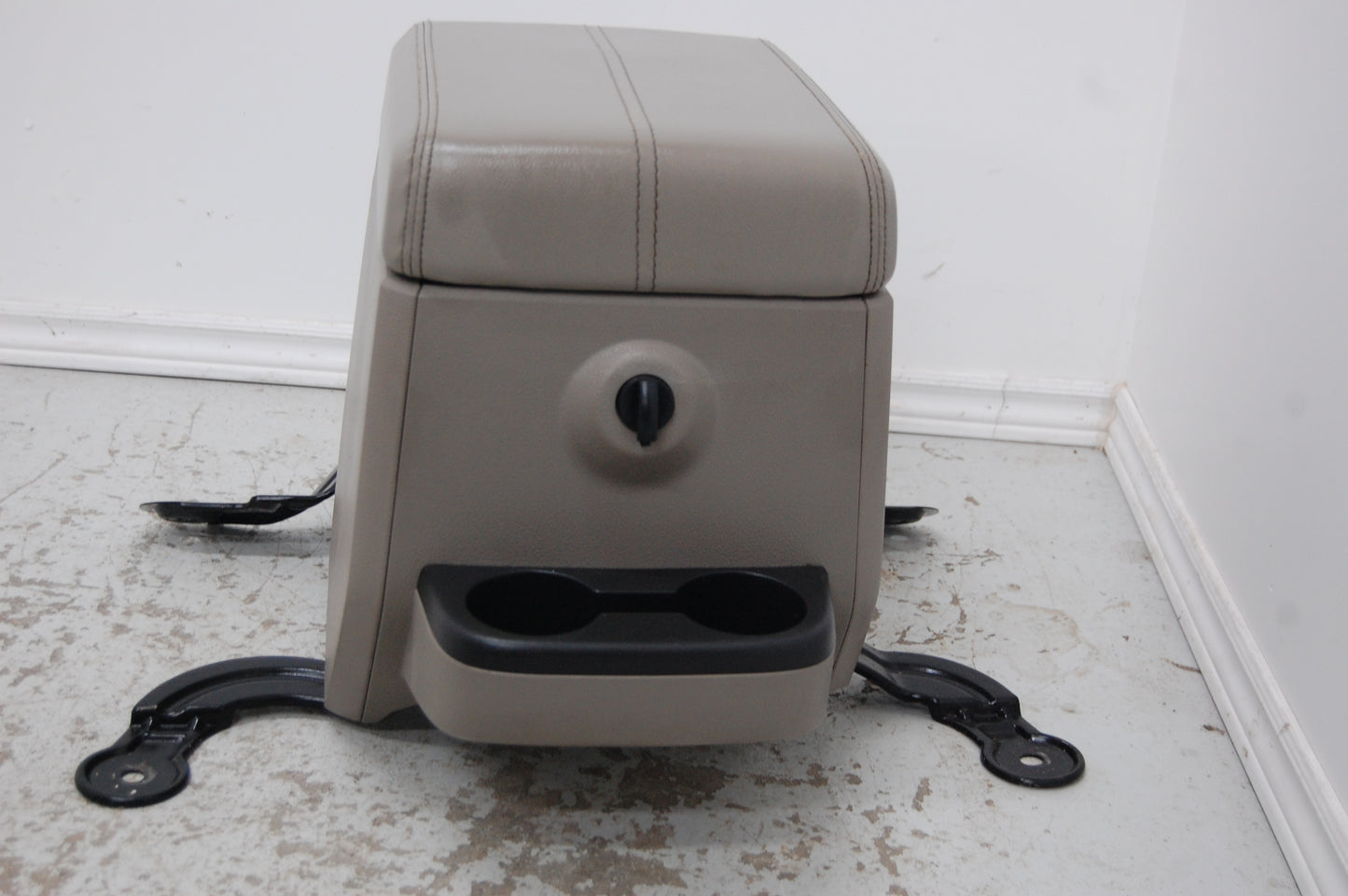 Ford F250 2008 Center Console Super Duty Truck F350 F450 F550