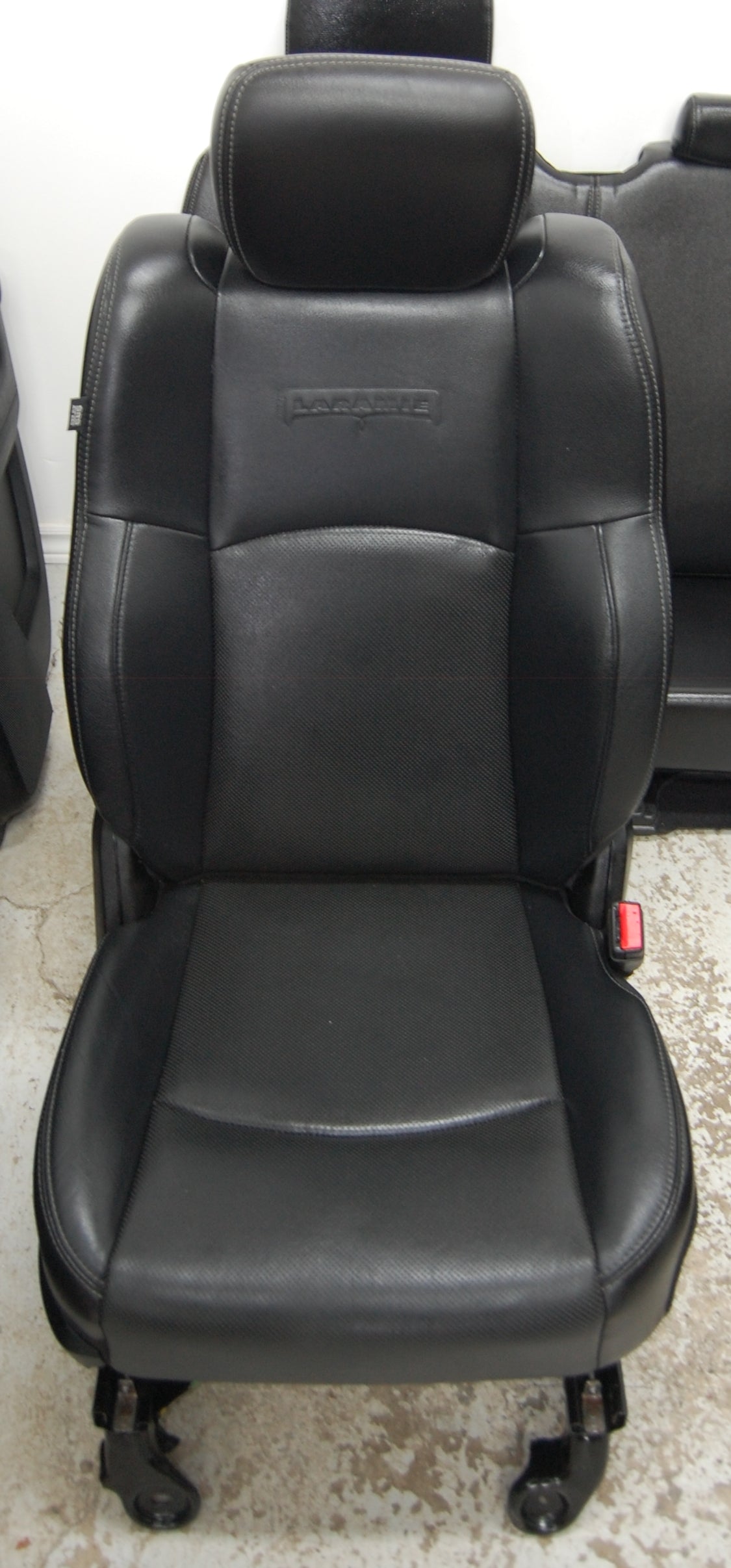 Dodge Ram Laramie 2014 BLACK LEATHER Truck Seats Console Door Pad Panels Interior