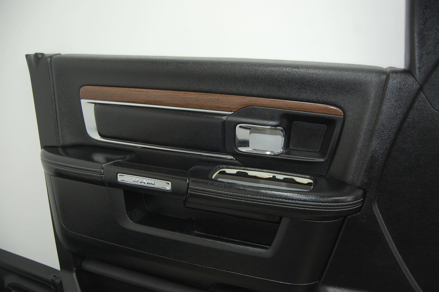 Dodge Ram Laramie 2014 BLACK LEATHER Truck Seats Console Door Pad Panels Interior