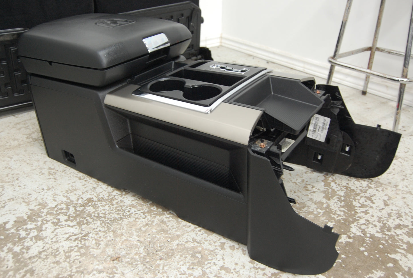 Dodge Ram Laramie 2014 BLACK LEATHER Truck Seats Console Door Pad Panels Interior