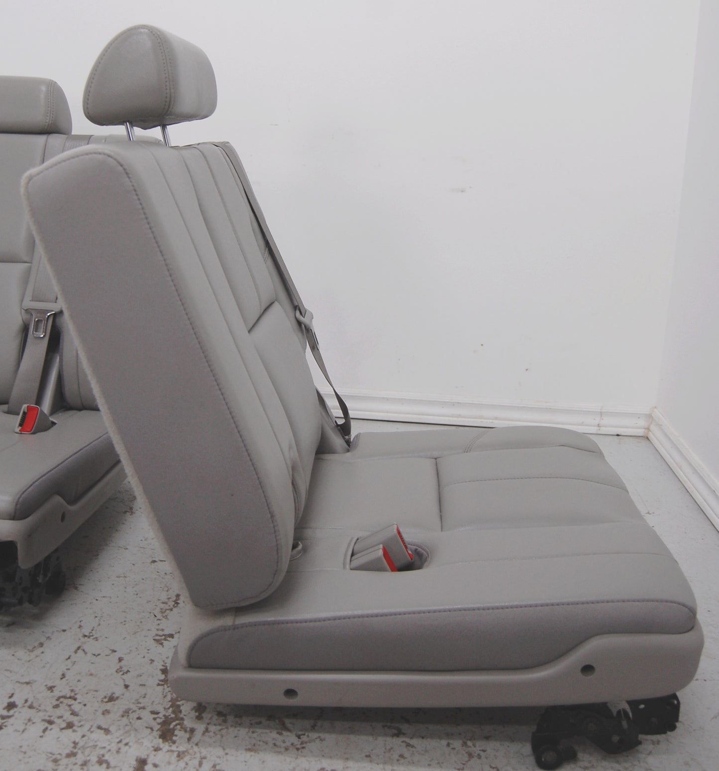 Chevy Tahoe Yukon 2007-2014 3rd Row Seats Third Suburban Denali Escalade Truck