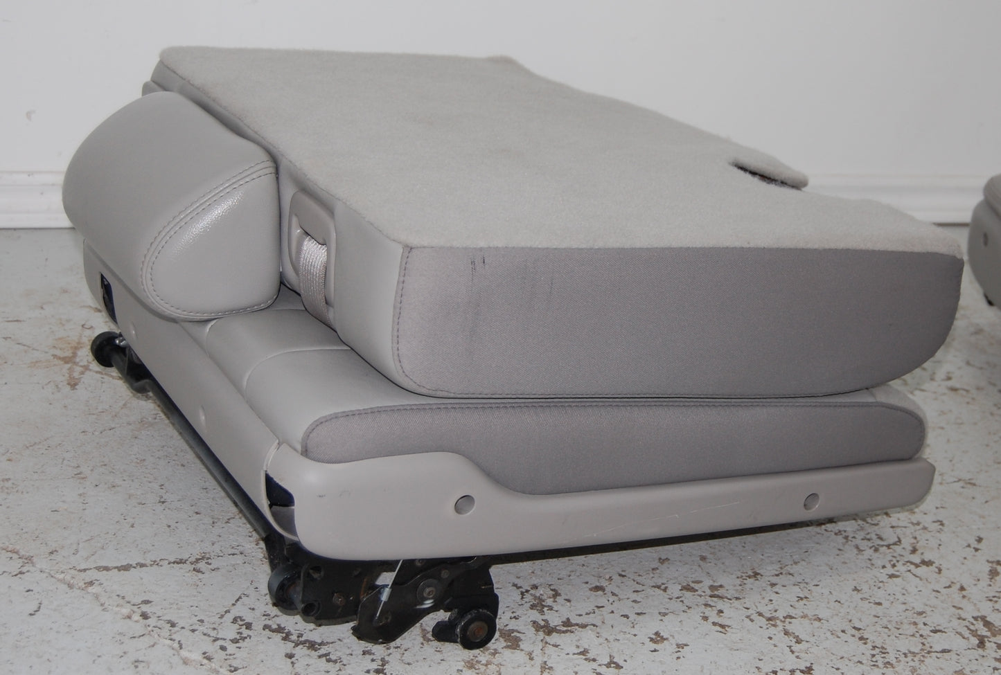 Chevy Tahoe Yukon 2007-2014 3rd Row Seats Third Suburban Denali Escalade Truck