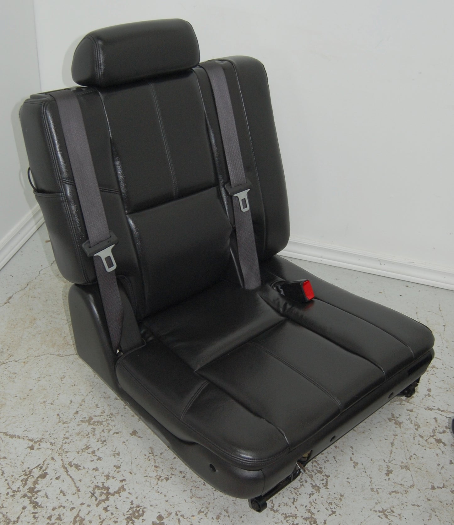 Chevy Tahoe Yukon 2012 3rd Row Black Leather Seats Third Suburban Denali Escalade