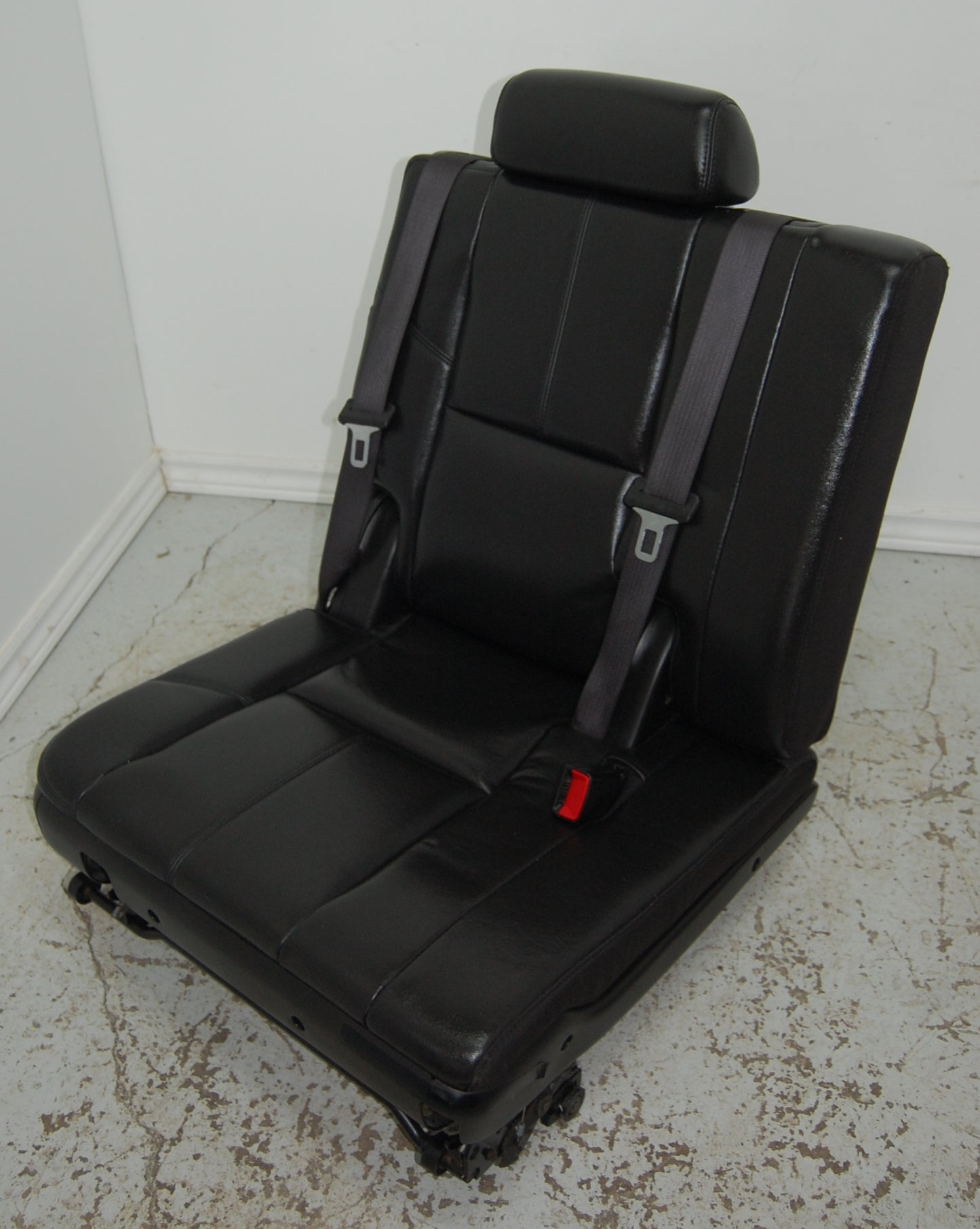 Chevy Tahoe Yukon 2012 3rd Row Black Leather Seats Third Suburban Denali Escalade