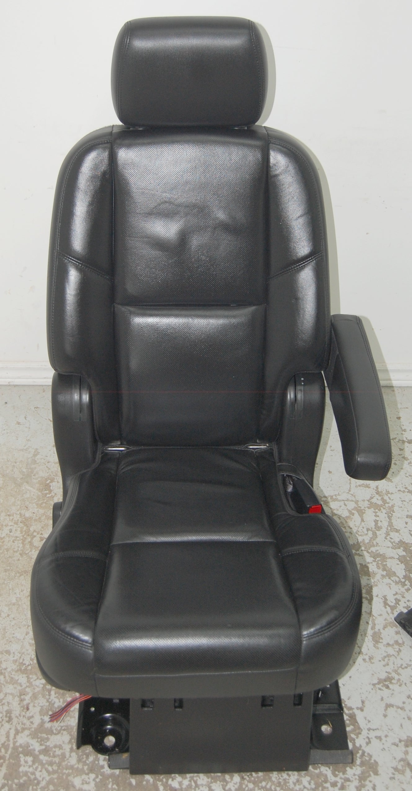 Cadillac Escalade ESV 2007-14 Second 2nd Row Heated Folding Bucket Seats Yukon Suburban