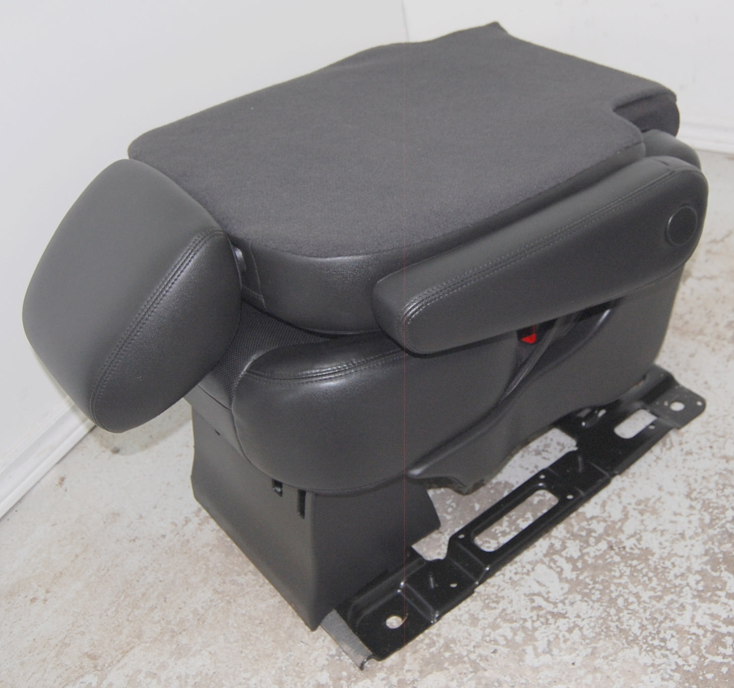 Cadillac Escalade ESV 2007-14 Second 2nd Row Heated Folding Bucket Seats Yukon Suburban