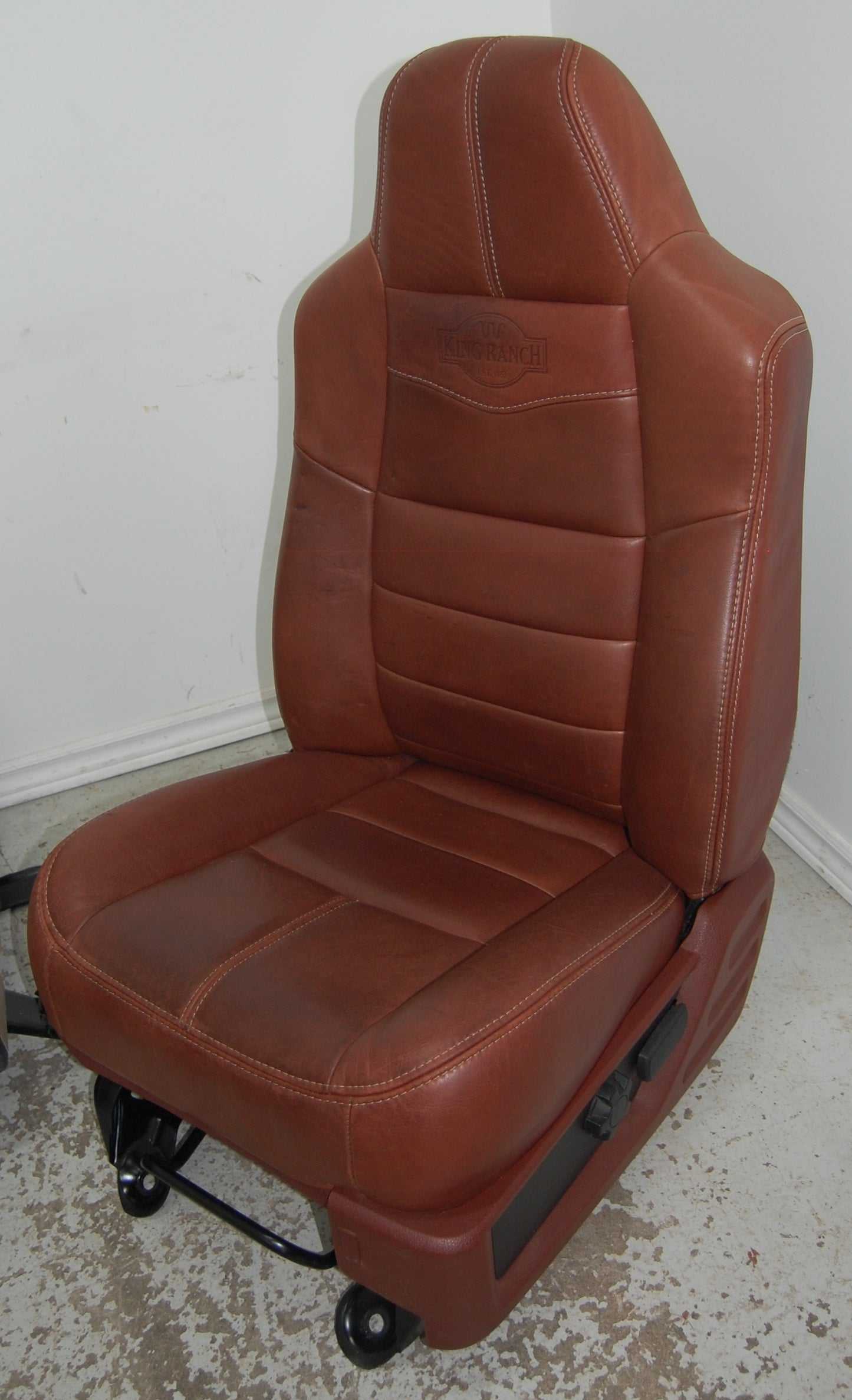 Ford Super Duty F250 King Ranch Truck Seats and Console F350 F450
