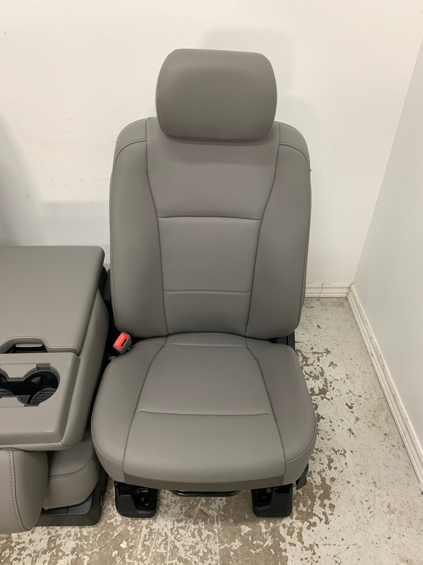 Ford F250 Superduty 2022 Seats Console F350 F450 Custom Truck NTO New Take Out