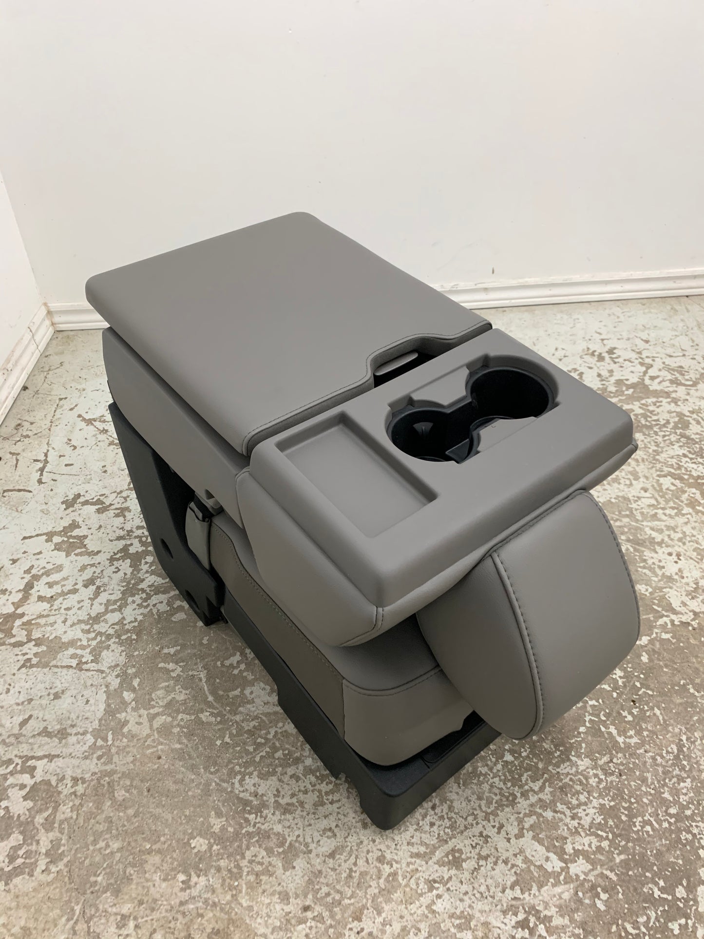 Ford F250 Superduty 2022 Center Console F350 F450 Custom Truck NTO New Take Out