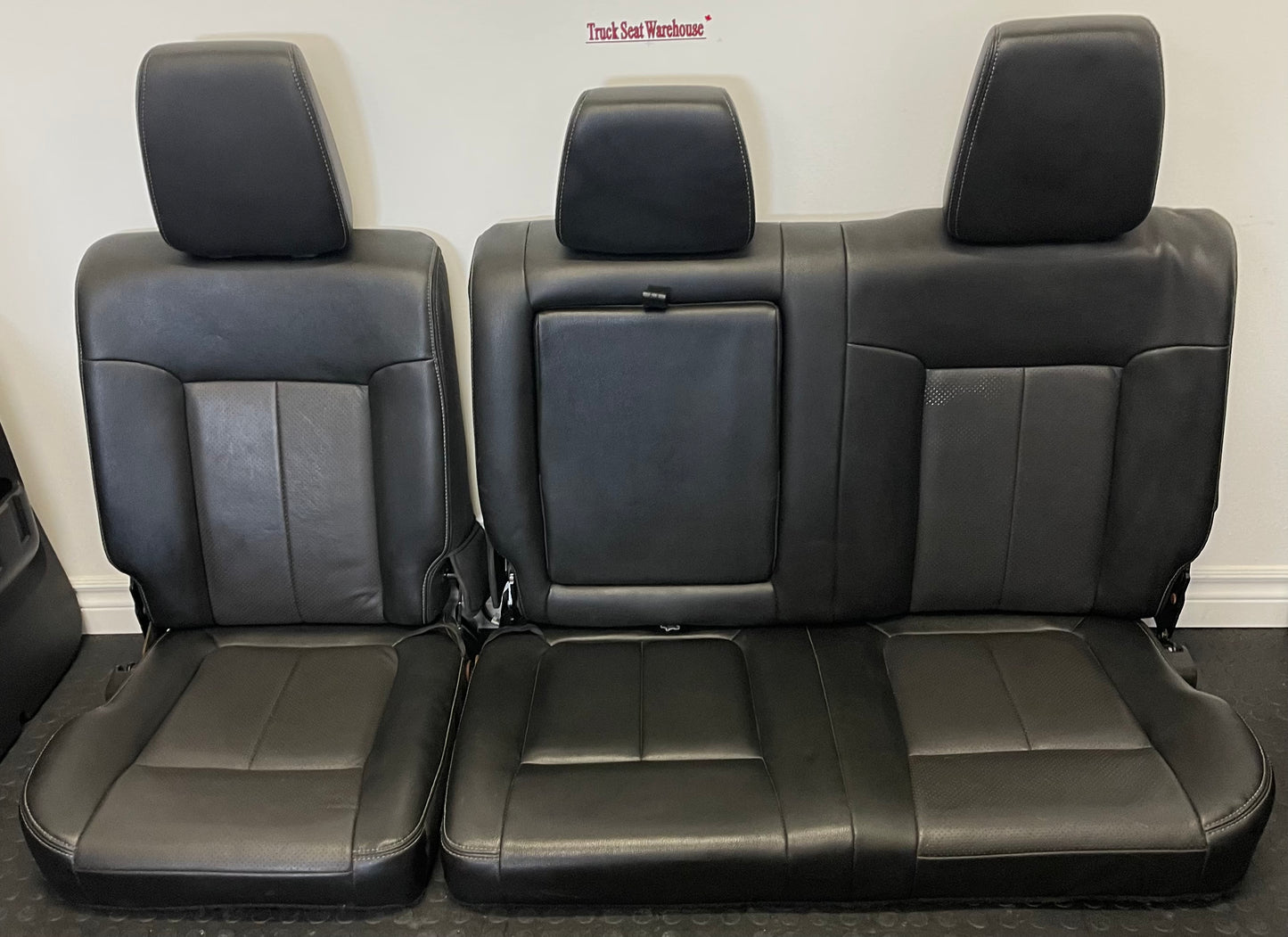 2015 Ford F250 Superduty Black LEATHER Crew Cab Power Heated/Cooled Interior.