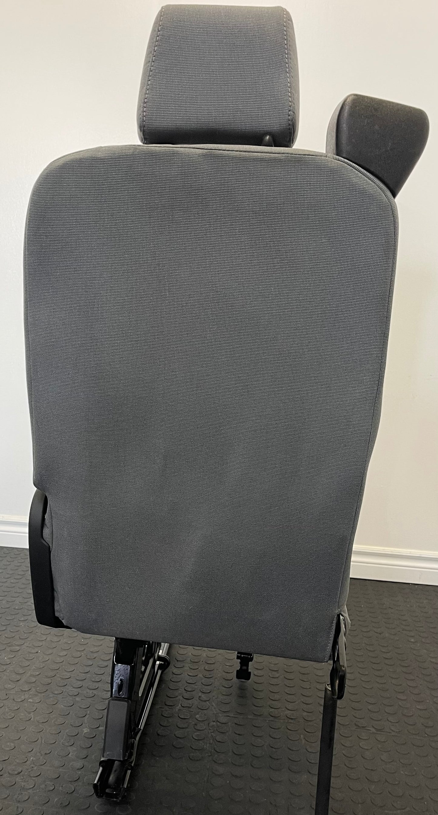 Ford Transit Passenger Seat 2015-2019 Gray Cloth Right Front Wheel Well Mounted Single Seat