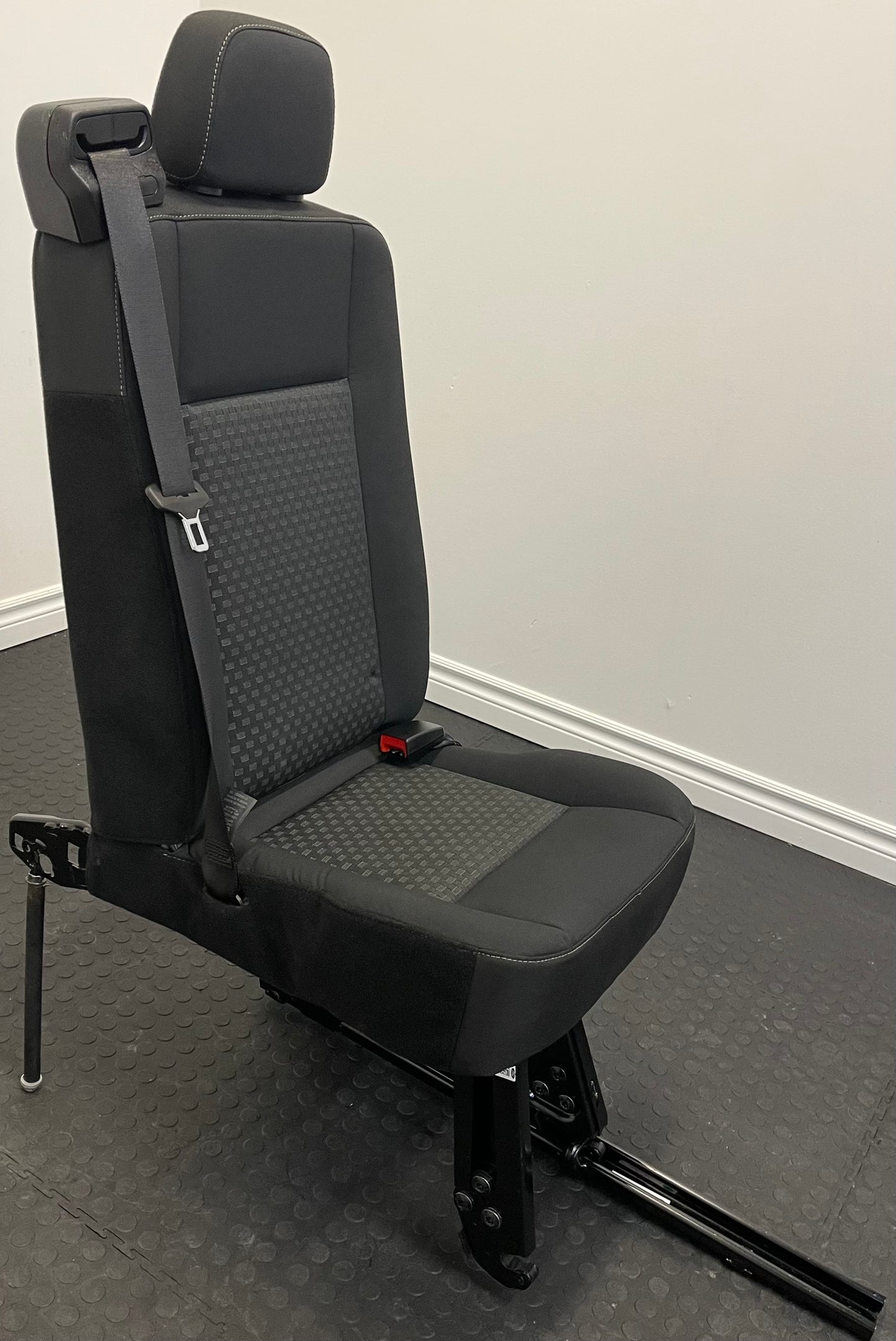 Ford Transit Passenger 2020 Ebony Cloth Right Front Wheel Well Mounted Single Seat