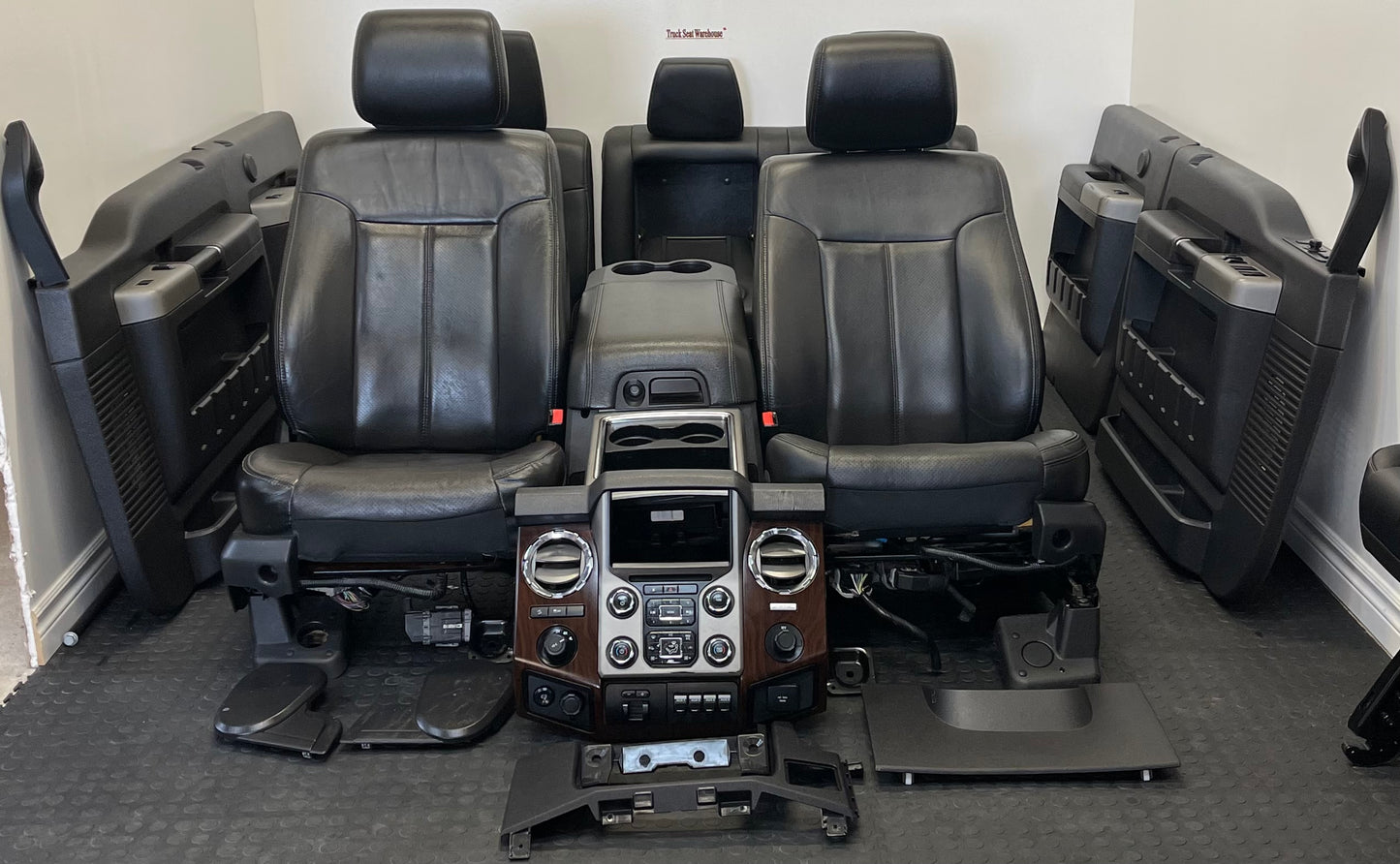 2015 Ford F250 Superduty Black LEATHER Crew Cab Power Heated/Cooled Interior.