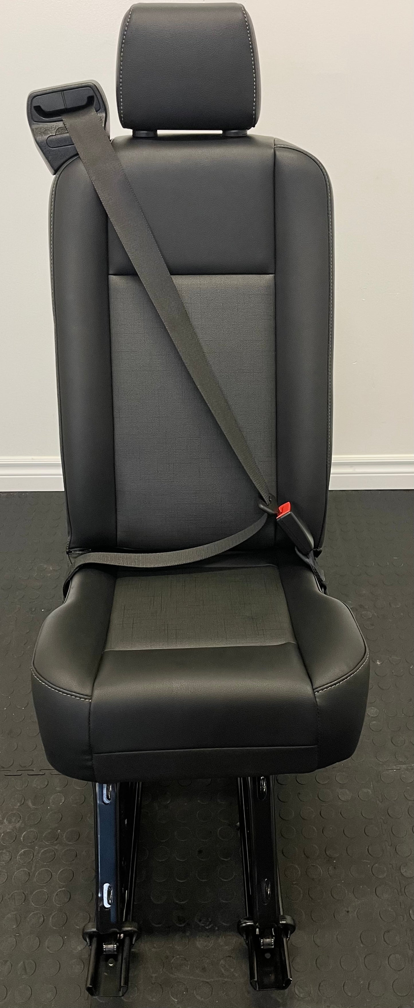 Ford Transit Passenger Van 2020 Black Vinyl Universal Fit Single Seat Quick Release Removeable VANLIFE Cargo Camper Savanna Express