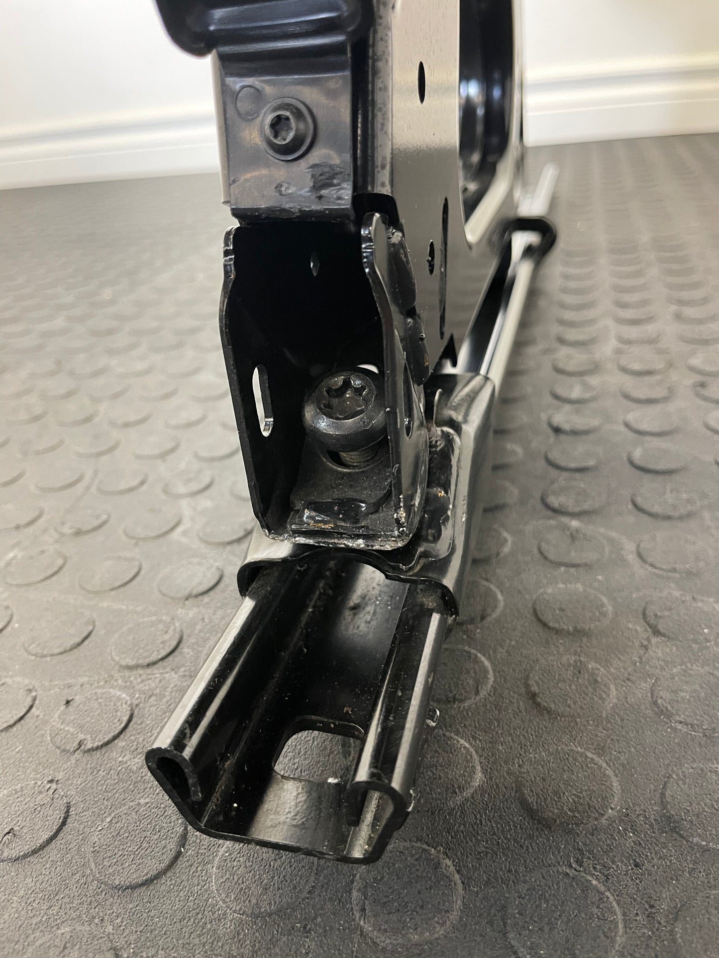 Ford Transit Passenger Seat 2015-2019 Gray Cloth Right Front Wheel Well Mounted Single Seat