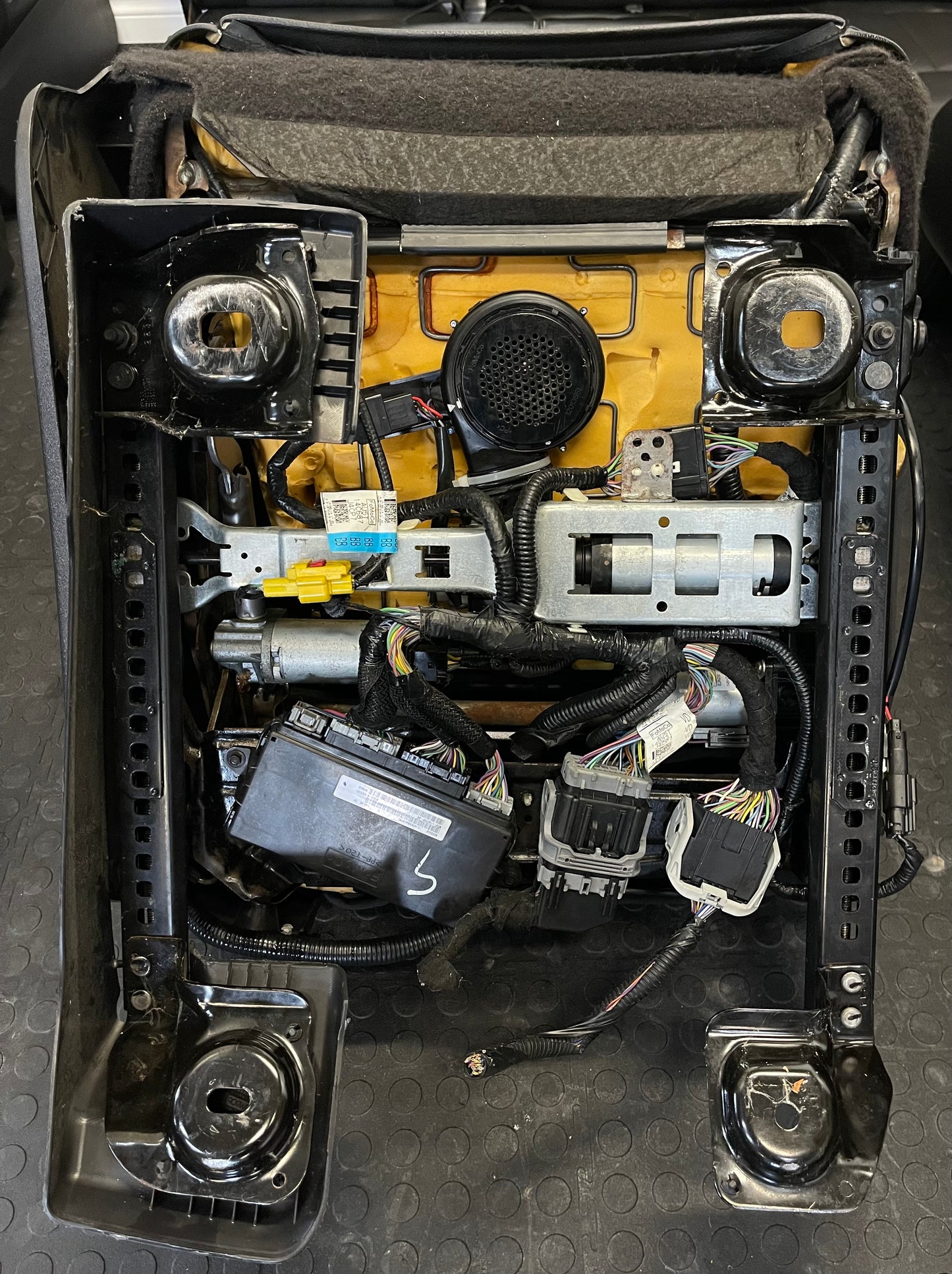 2015 Ford F250 Superduty Black LEATHER Crew Cab Power Heated/Cooled Interior.