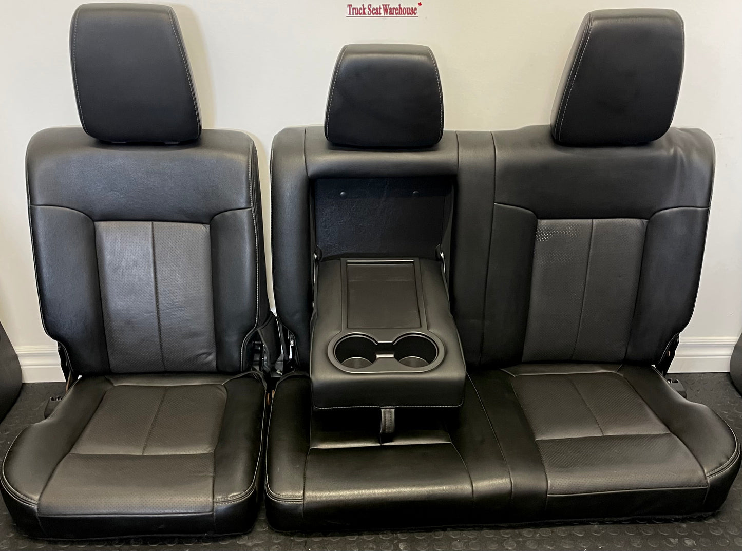 2015 Ford F250 Superduty Black LEATHER Crew Cab Power Heated/Cooled Interior.