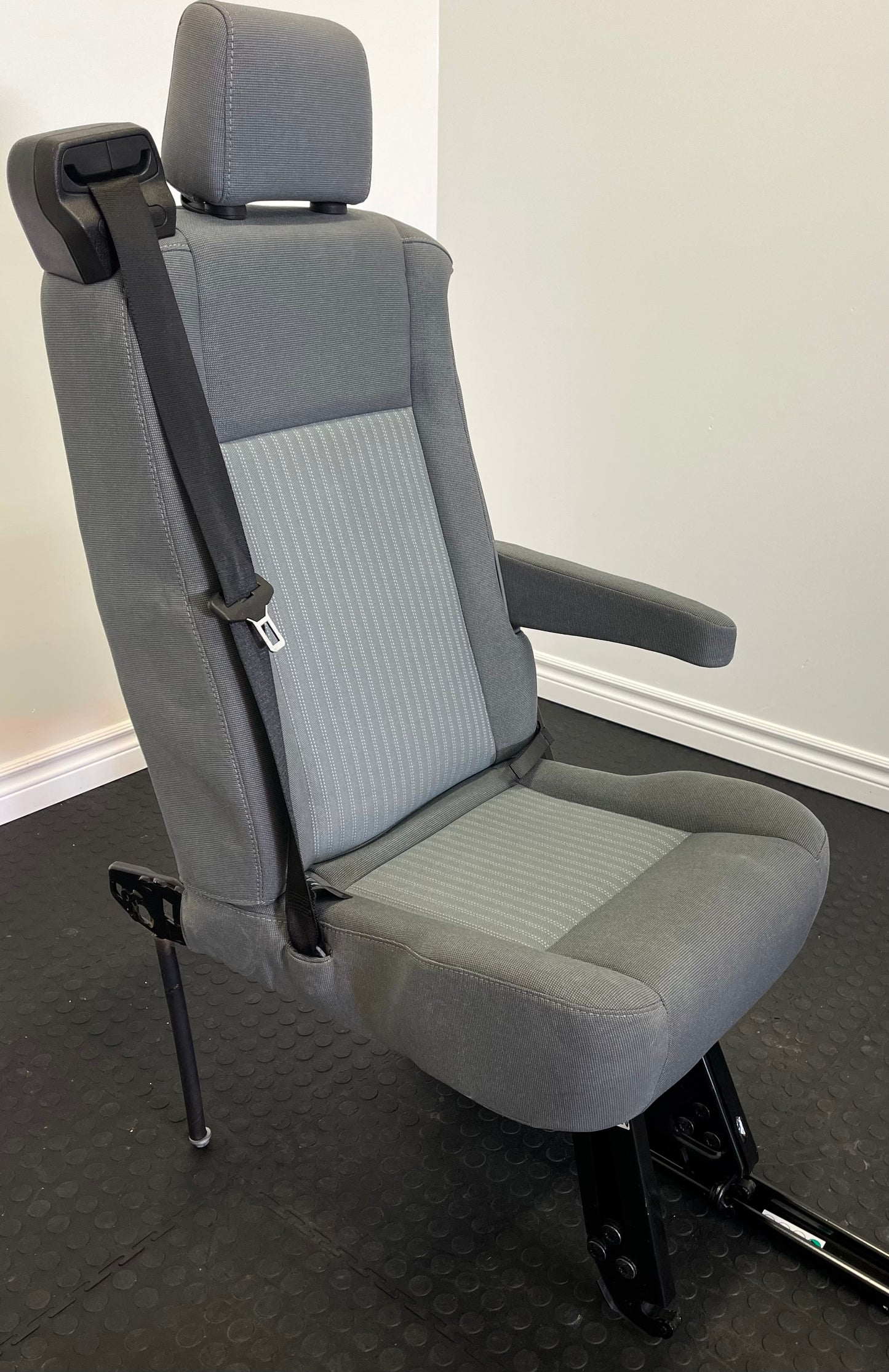 Ford Transit Passenger Seat 2015-2019 Gray Cloth Right Front Wheel Well Mounted Single Seat