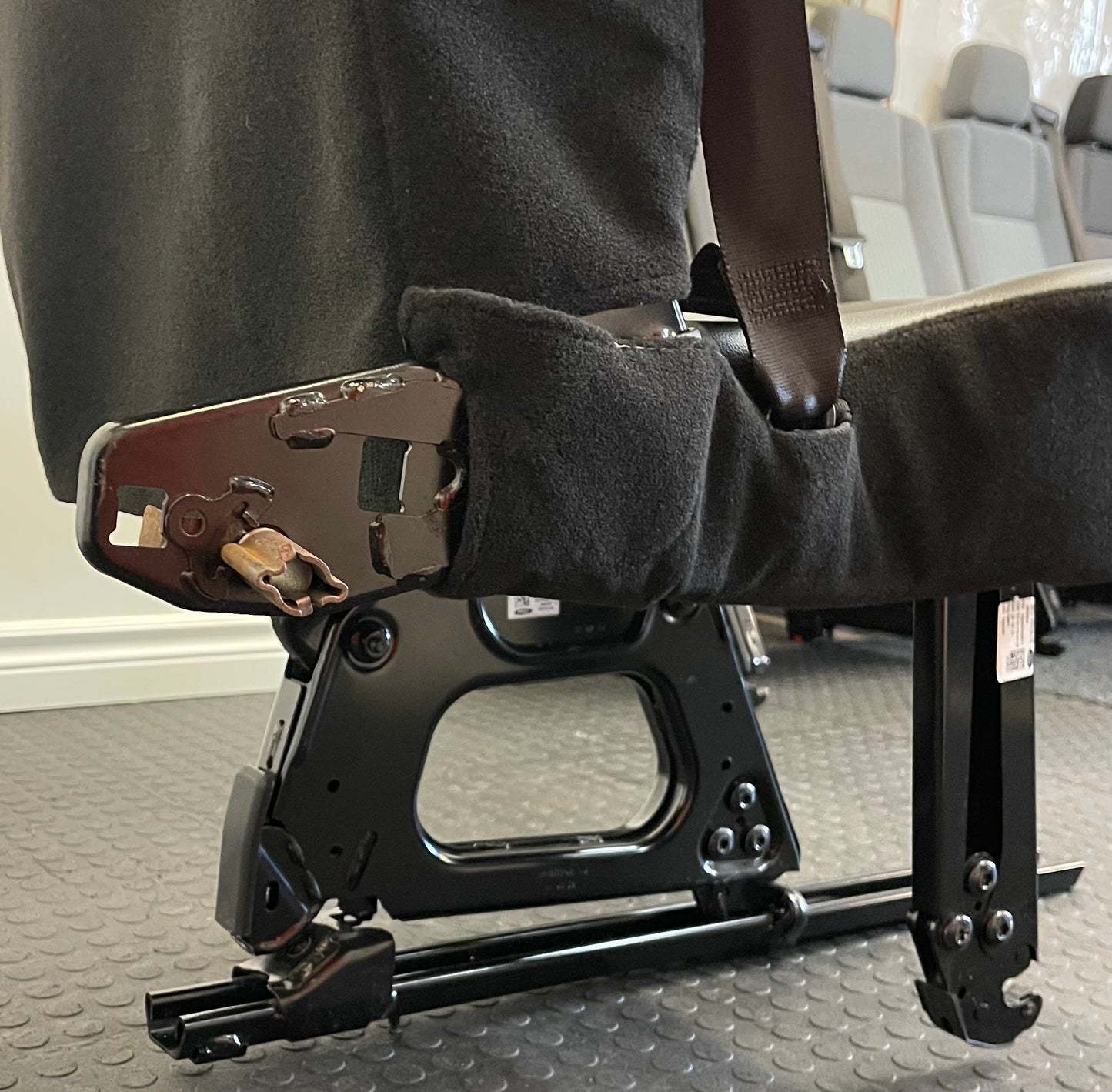 Ford Transit Passenger Van 2020 Black Vinyl Right Front Wheel Well Mounted Single Seat.