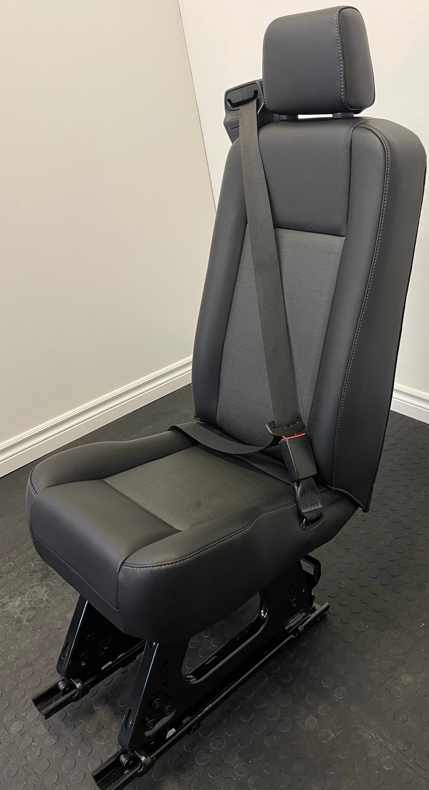 Ford Transit Passenger Van 2020 Black Vinyl Universal Fit Single Seat Quick Release Removeable VANLIFE Cargo Camper Savanna Express