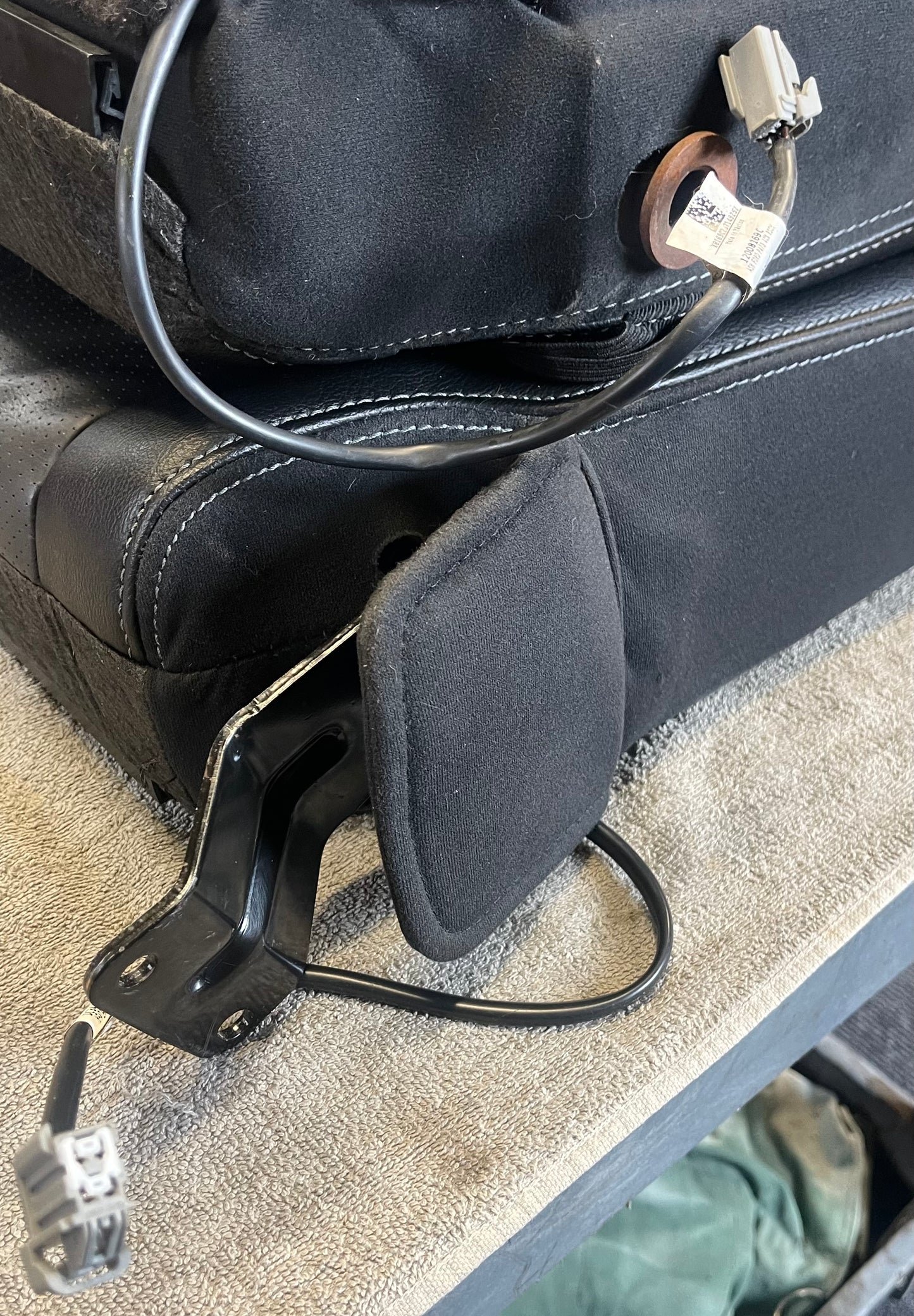 2015 Ford F250 Superduty Black LEATHER Crew Cab Power Heated/Cooled Interior.