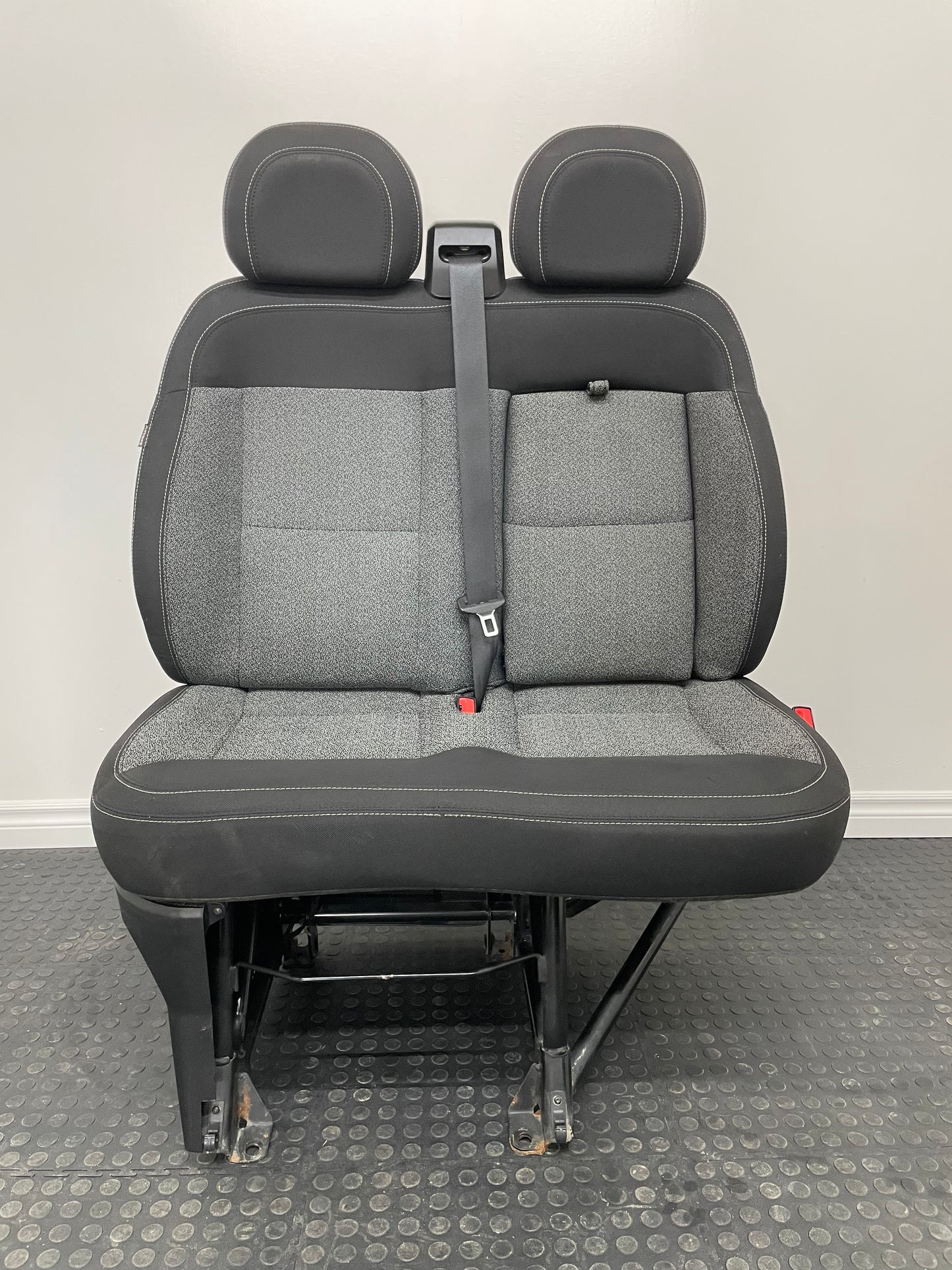 2020 Dodge ProMaster Van Passenger Side Front Double Seat