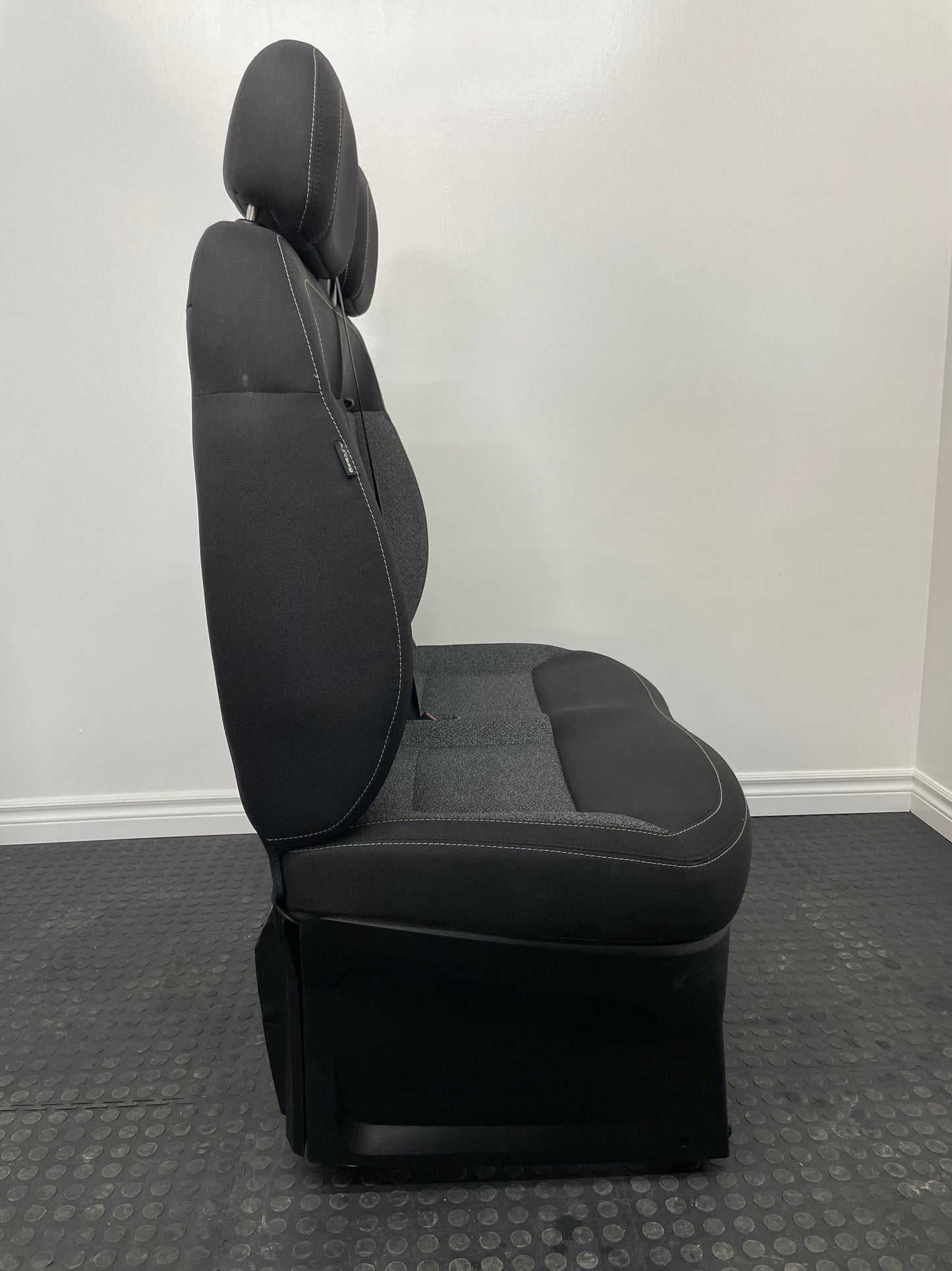 2020 Dodge ProMaster Van Passenger Side Front Double Seat