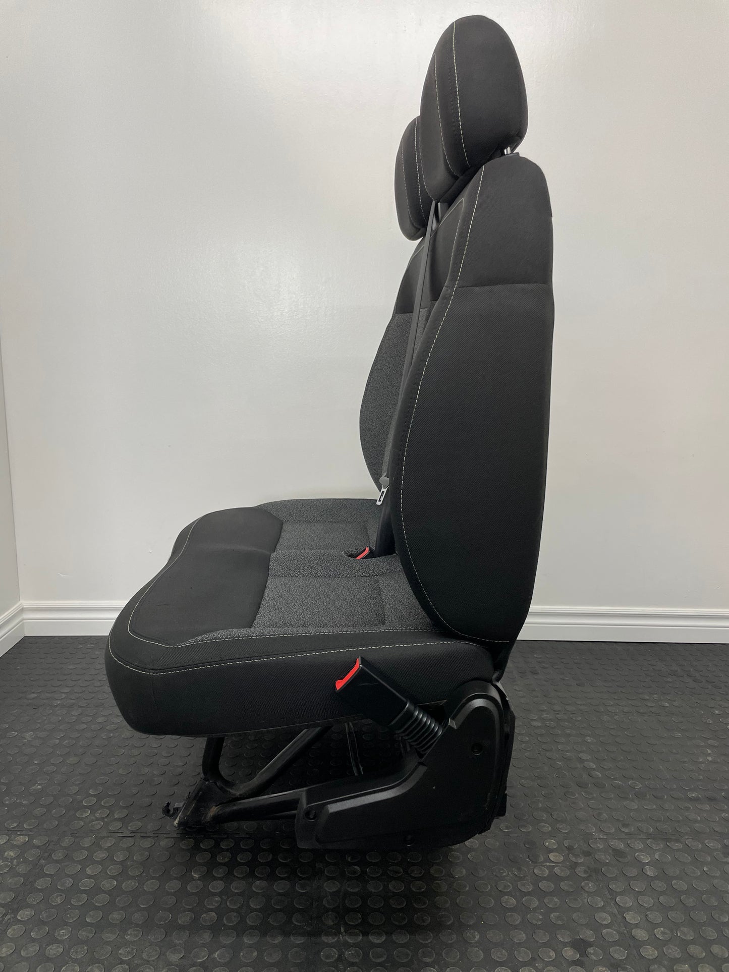 2020 Dodge ProMaster Van Passenger Side Front Double Seat