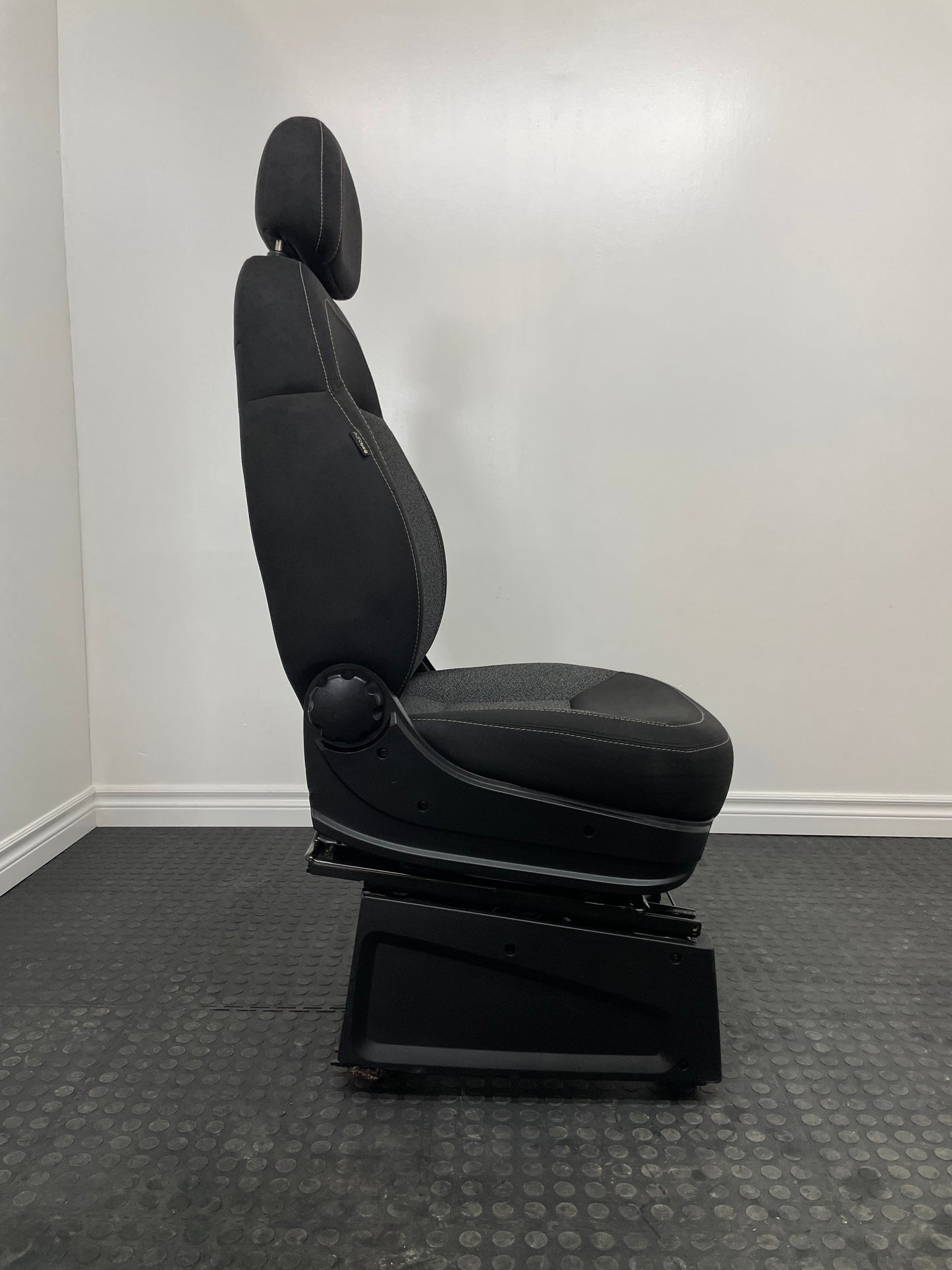 2020 Dodge ProMaster Van Passenger Side Front Single Seat