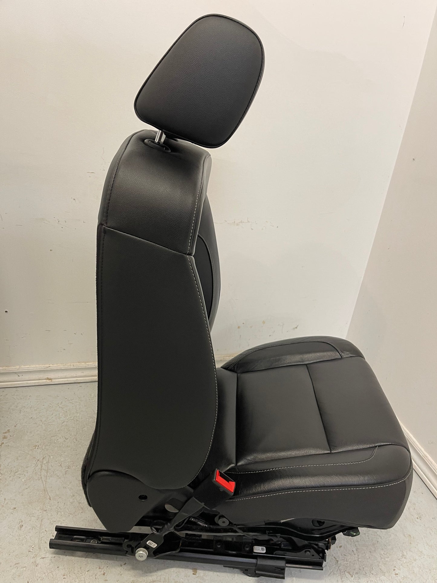Chevrolet Silverado 2016 Crew Cab BLACK LEATHER Power Heated Front Seats