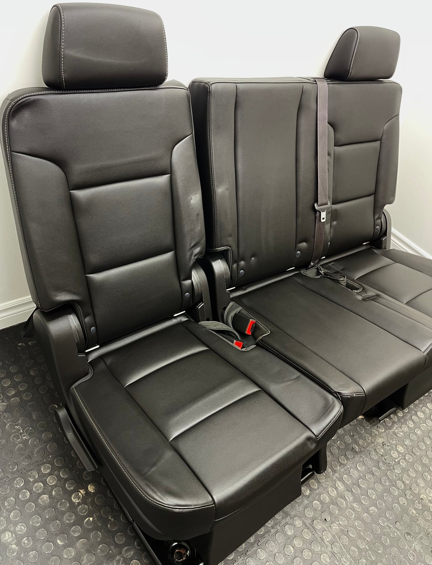 2016 Chevrolet Tahoe Black LEATHER Second Row Bench Seat