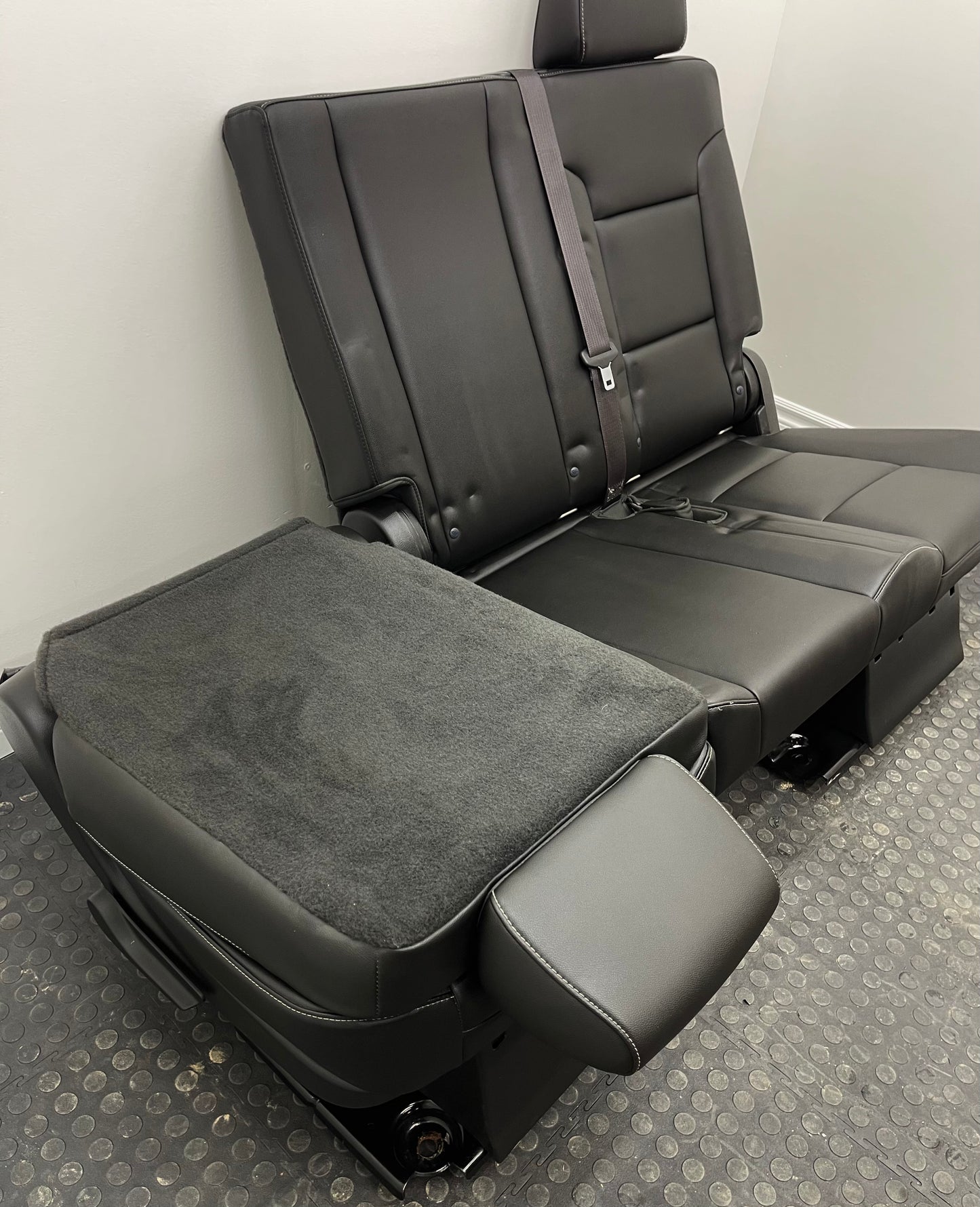 2016 Chevrolet Tahoe Black LEATHER Second Row Bench Seat