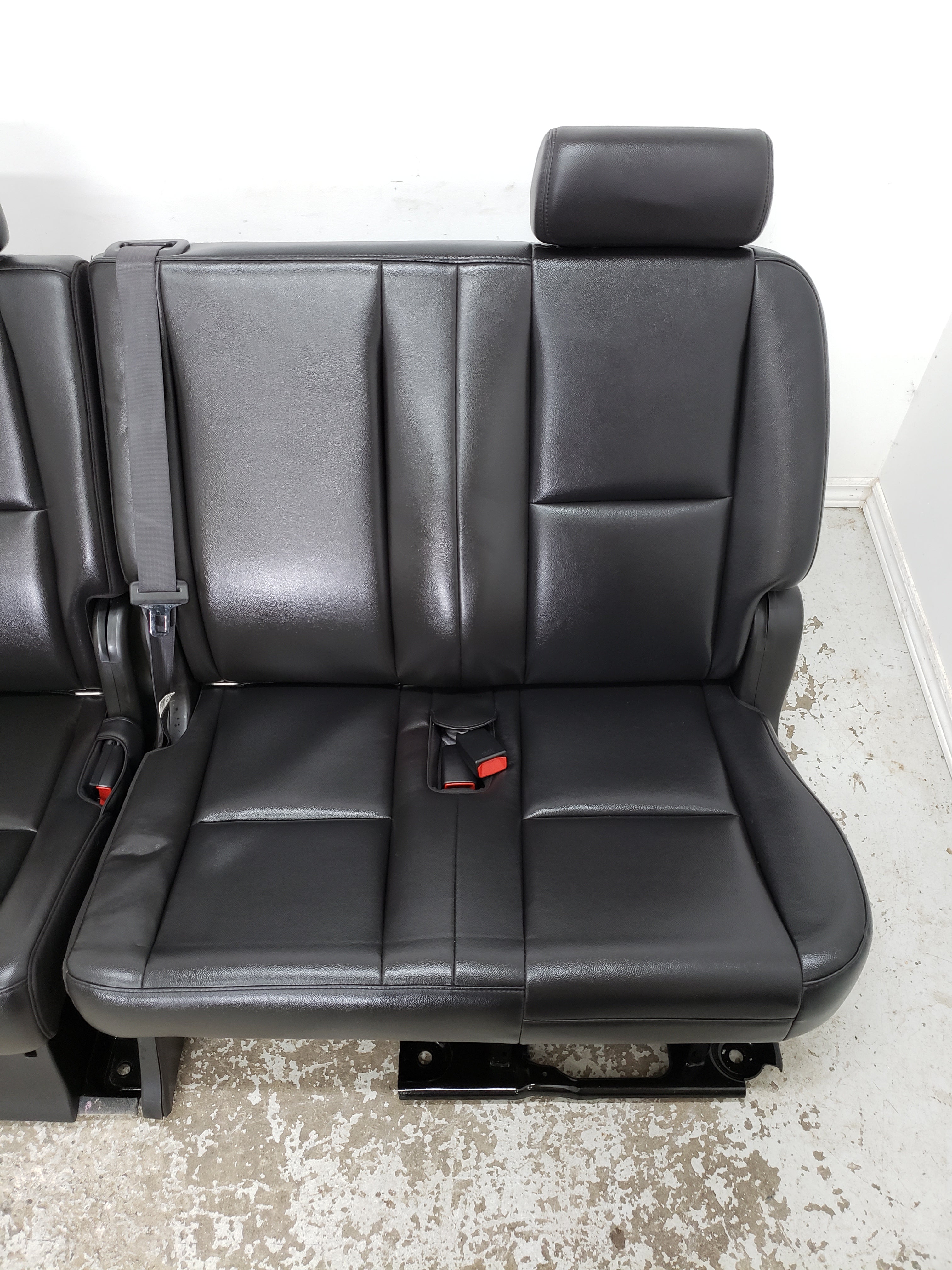 Yukon Tahoe 2nd Row Bench Truck Seat Denali 2013 Short Chev