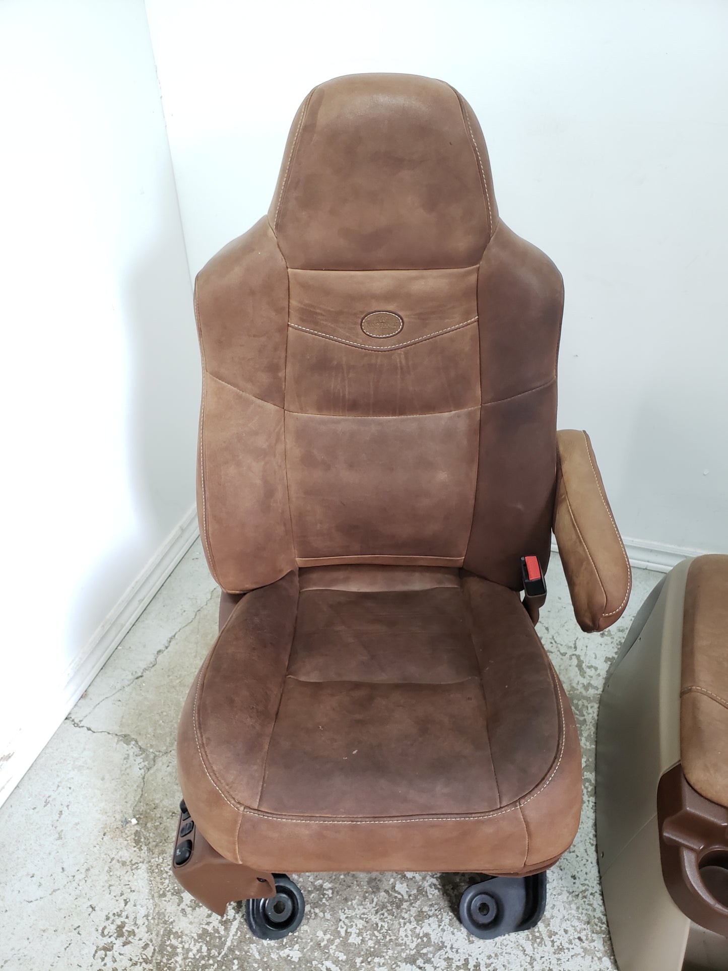 Ford F250 King Ranch leather Seats with Console F350 SuperDuty Truck F450 F550