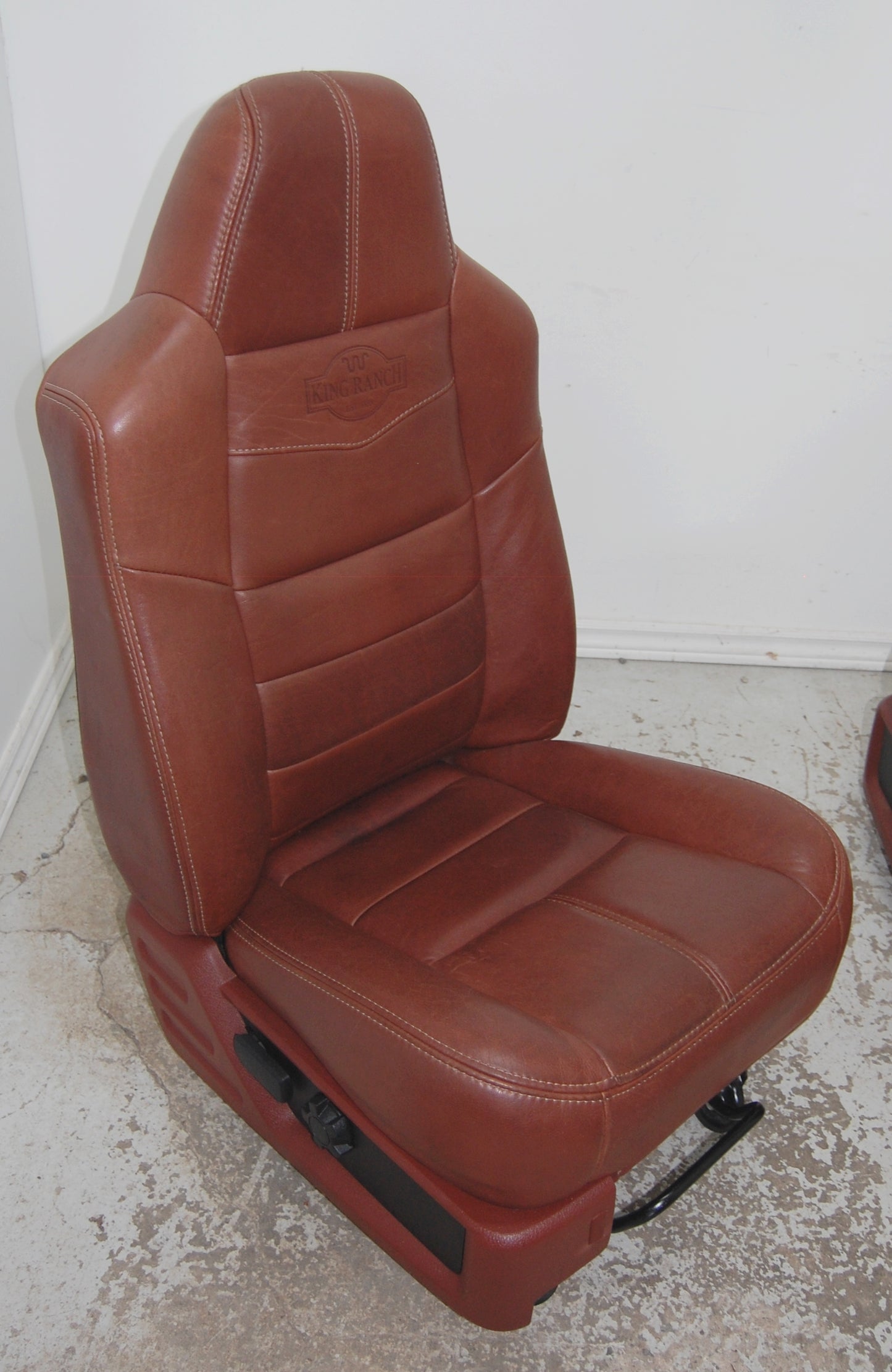 Ford Super Duty F250 King Ranch Truck Seats and Console F350 F450