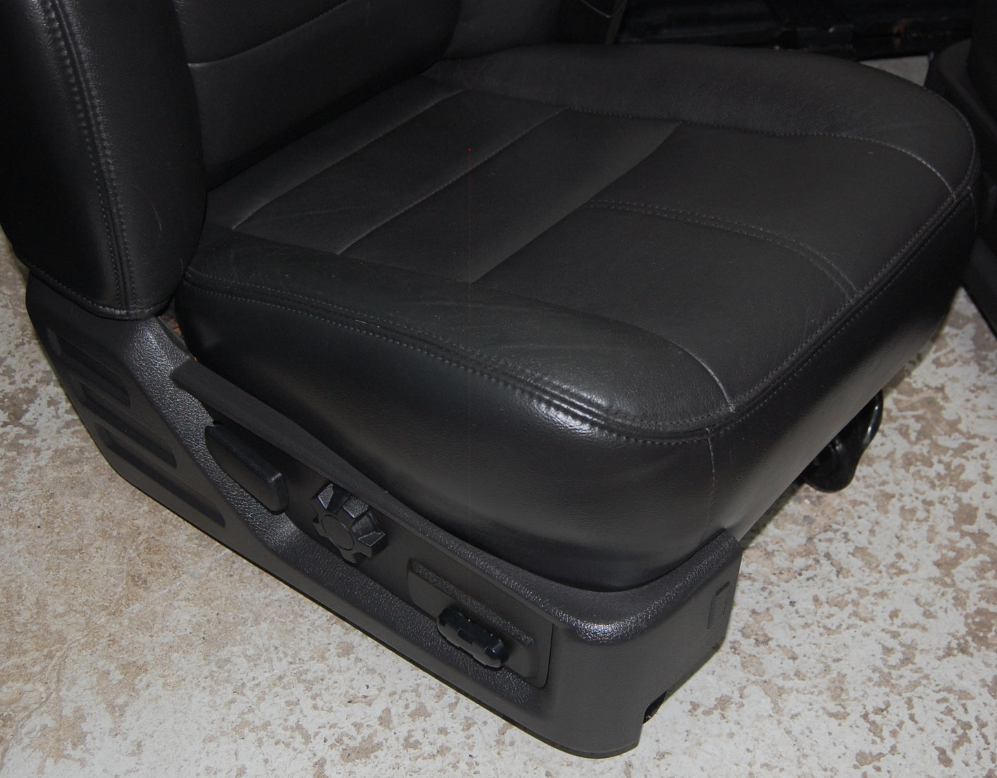 Ford F250 BLACK LEATHER Truck Seats 2008 Console Door Pads F350 F450 F550 interior