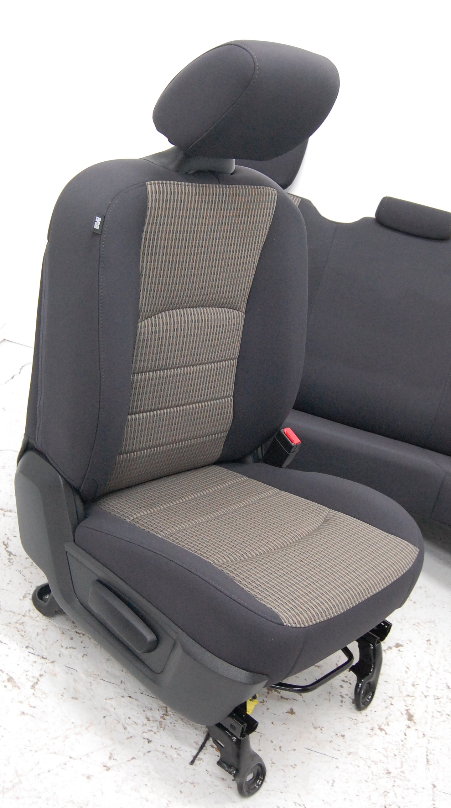 Dodge Ram Quad Cab 2012 Truck Seats & Console Interior