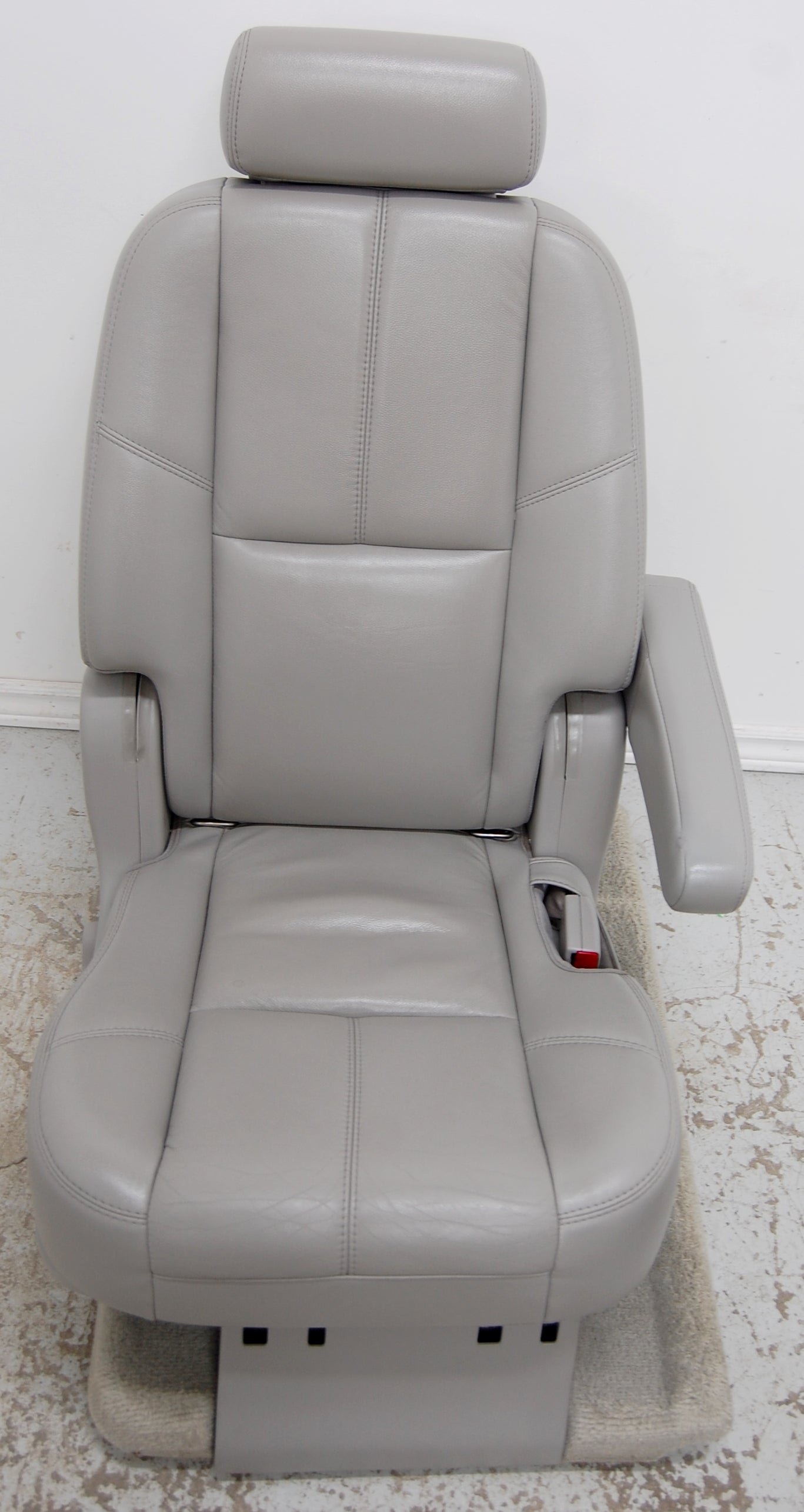 Chevy Truck Tahoe 2nd Row Bucket Seats Suburban Yukon XL Denali